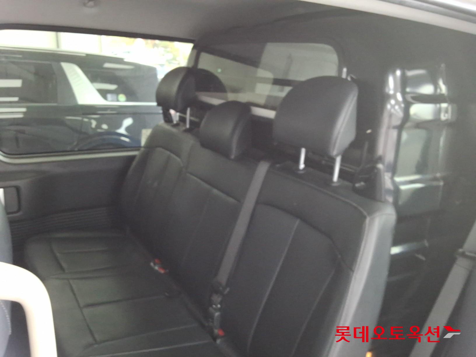 2023 - hyundai staria
