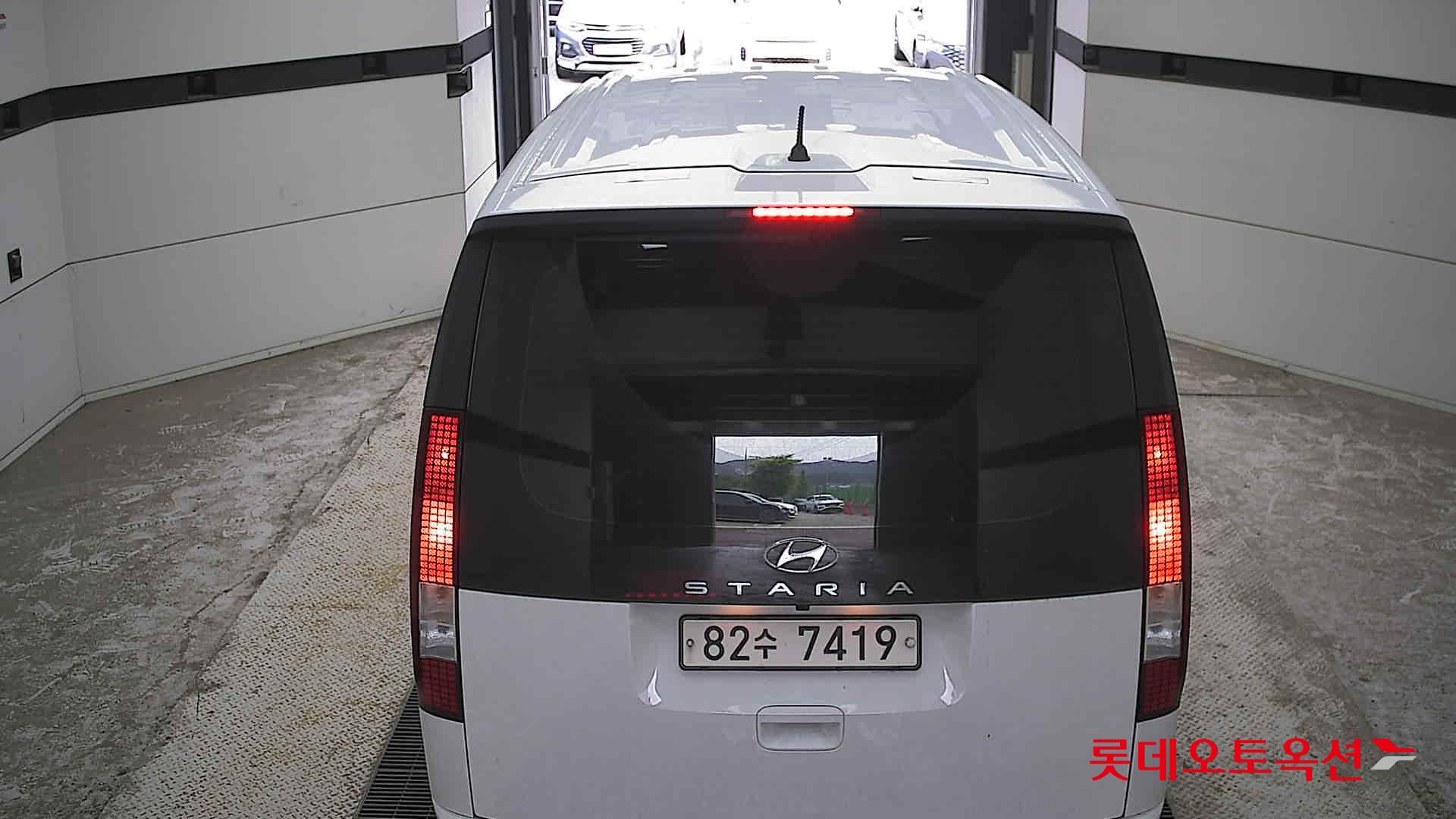 2022 - hyundai staria