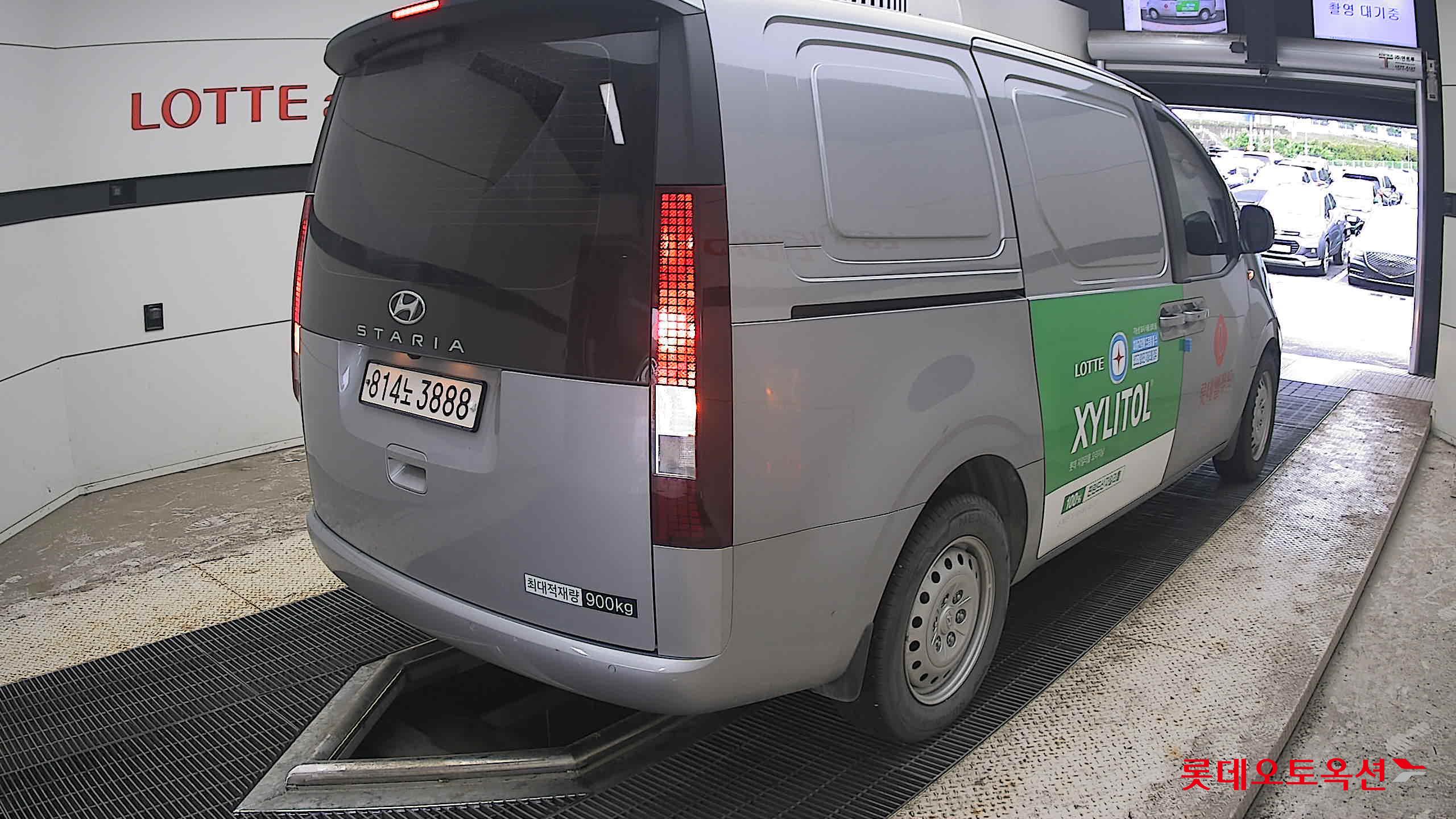 2024 - hyundai staria