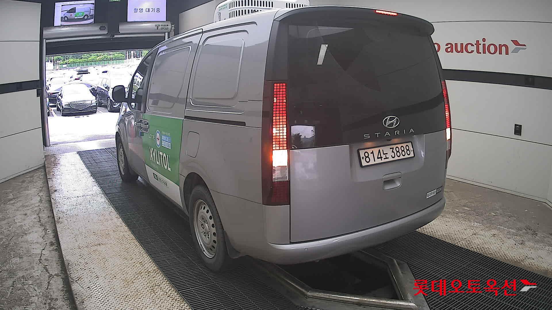 2024 - hyundai staria
