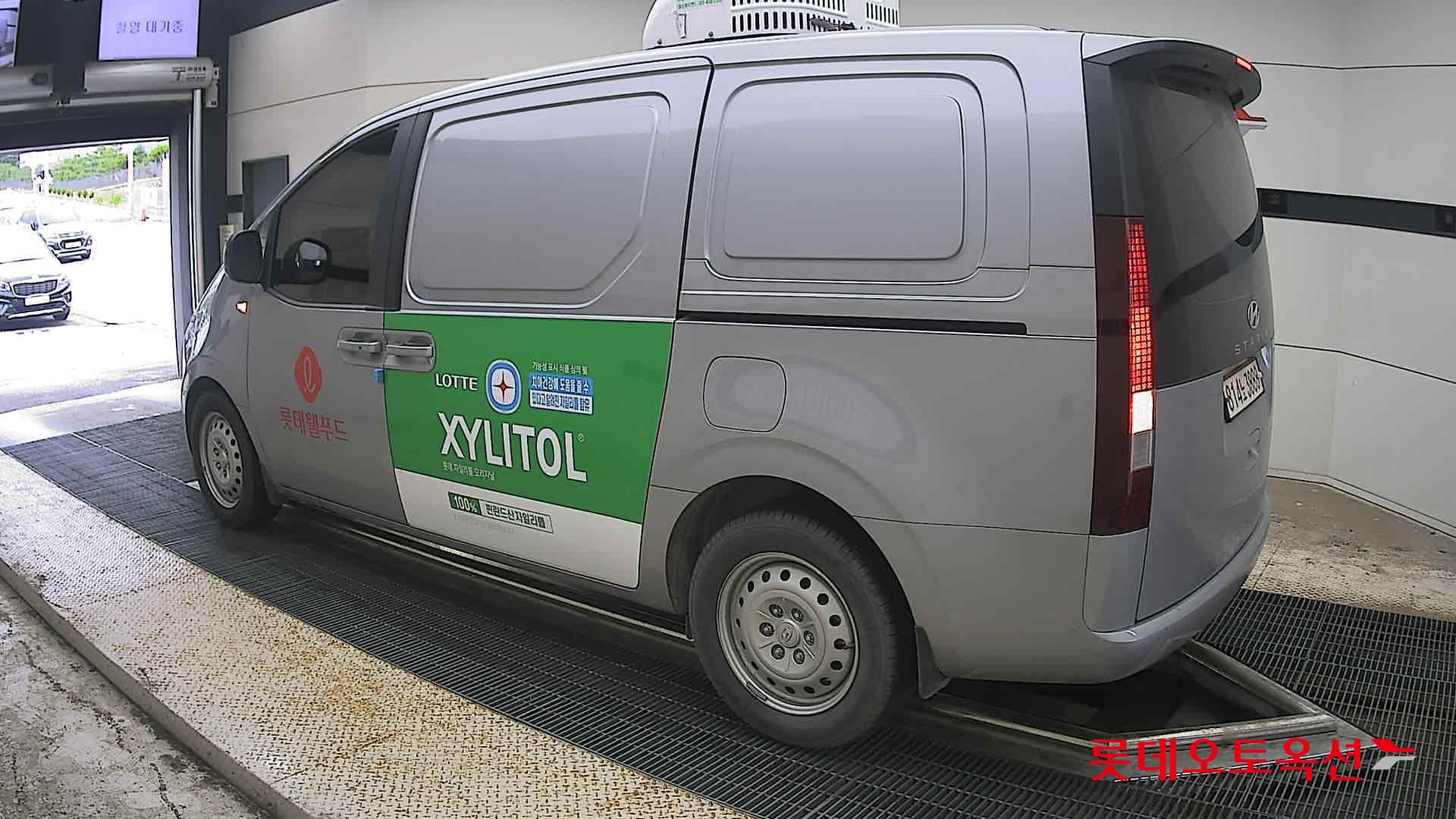 2024 - hyundai staria