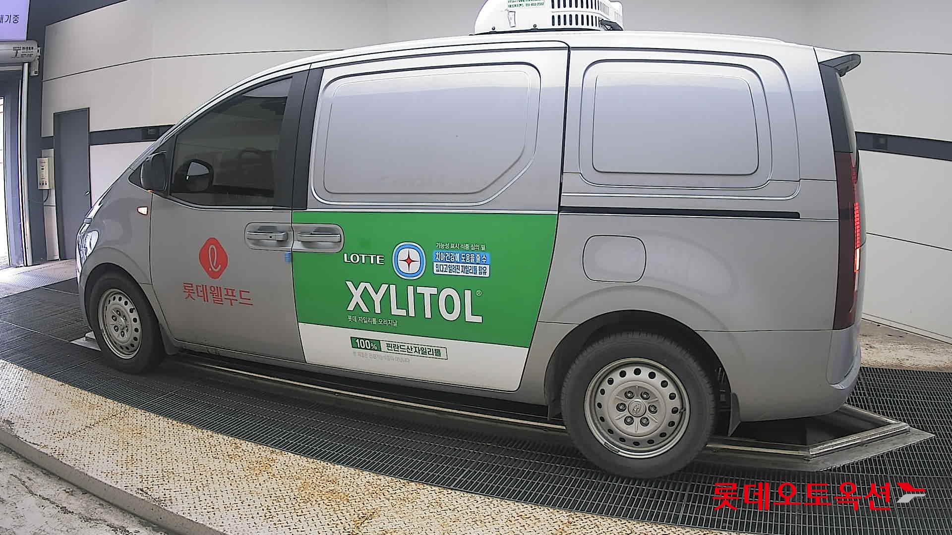 2024 - hyundai staria