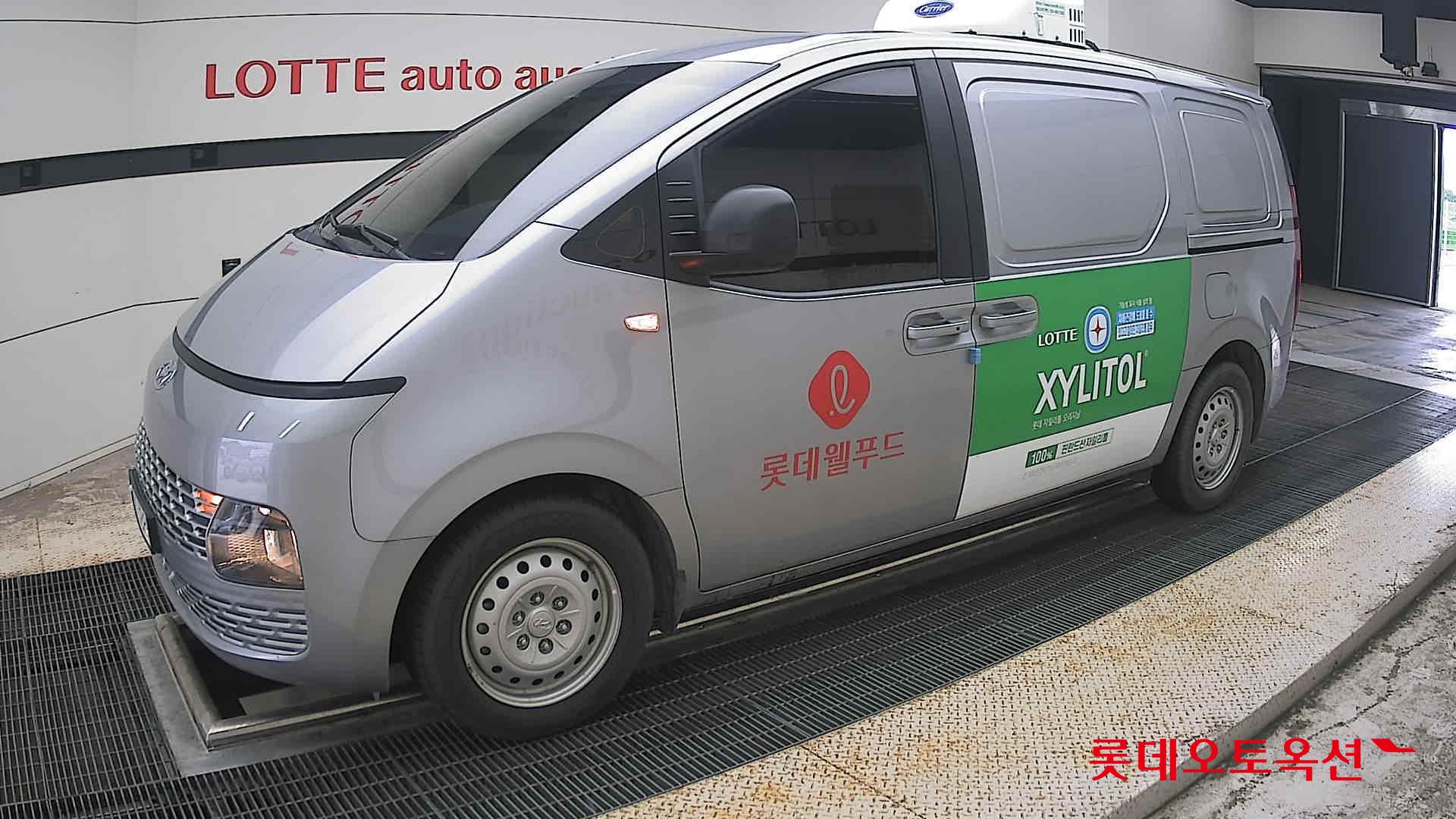 2024 - hyundai staria
