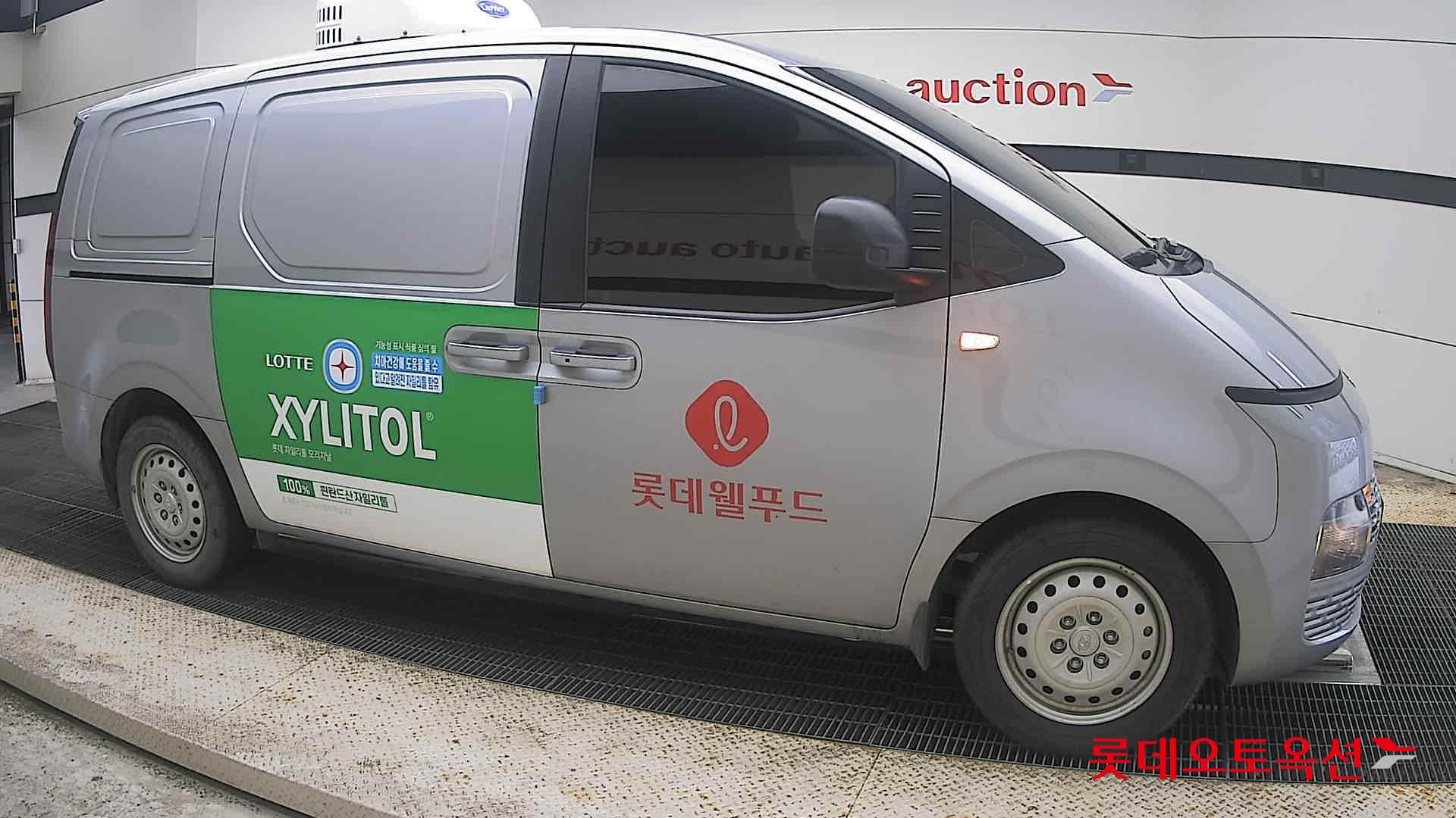 2024 - hyundai staria