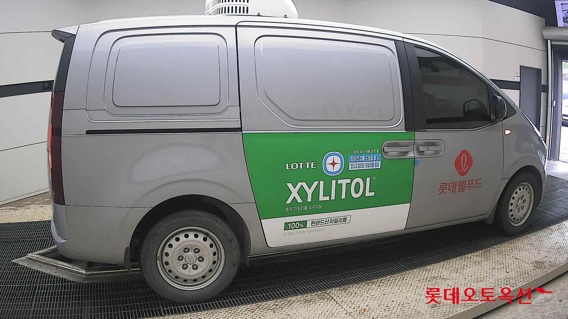 2024 - hyundai staria
