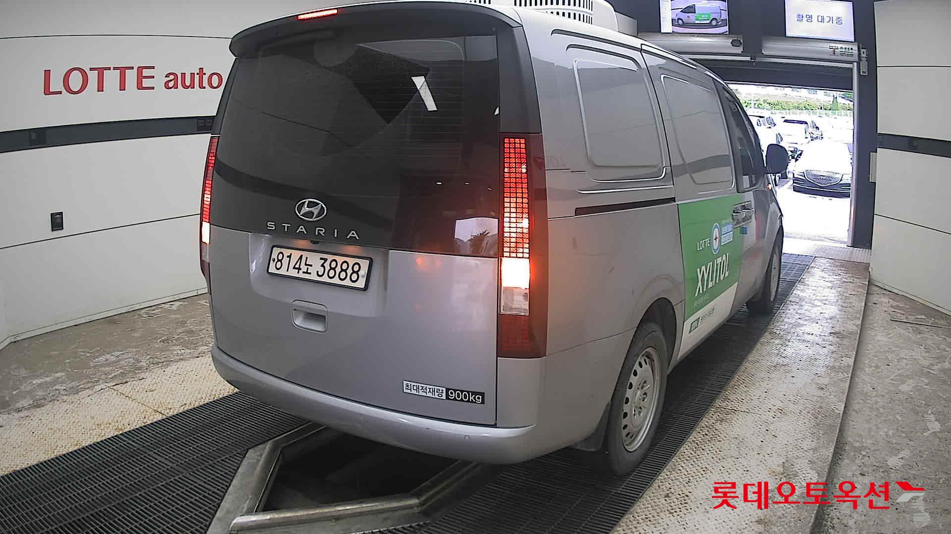 2024 - hyundai staria