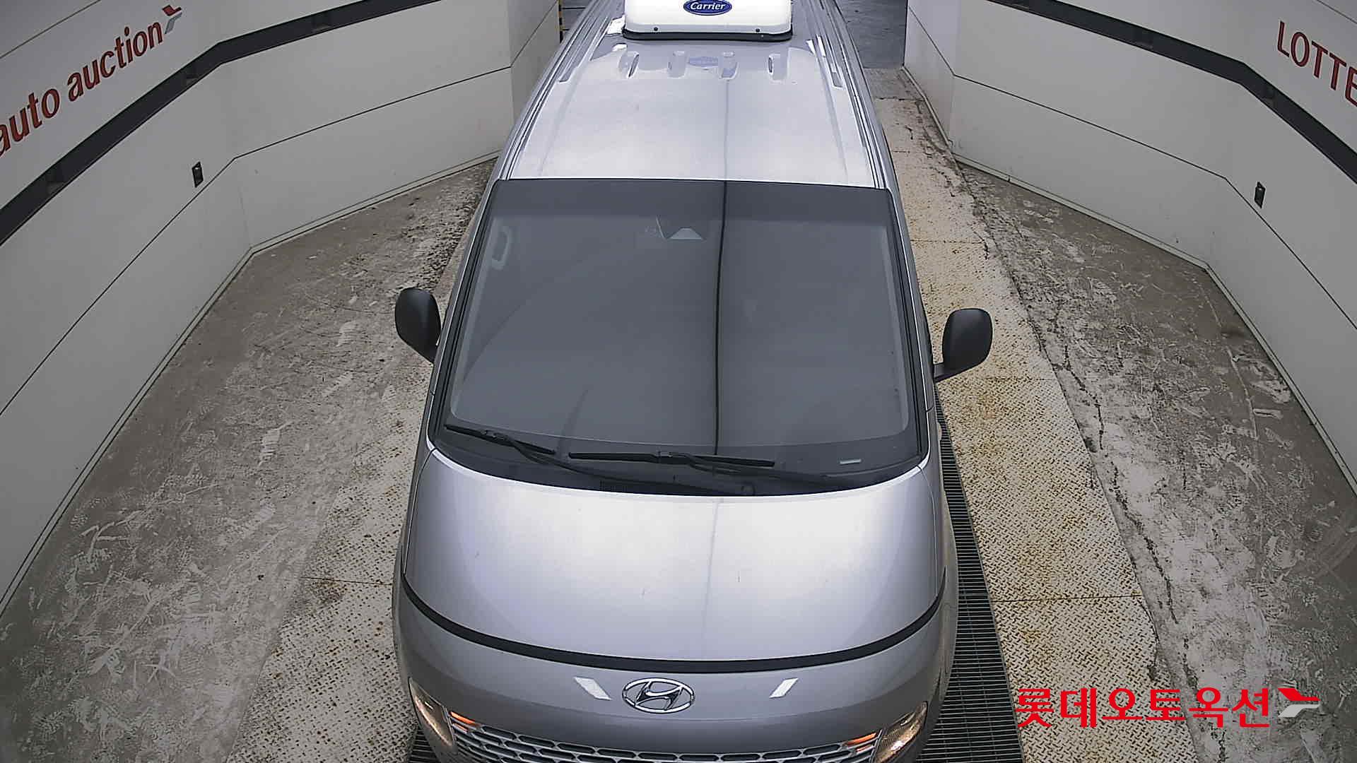 2024 - hyundai staria
