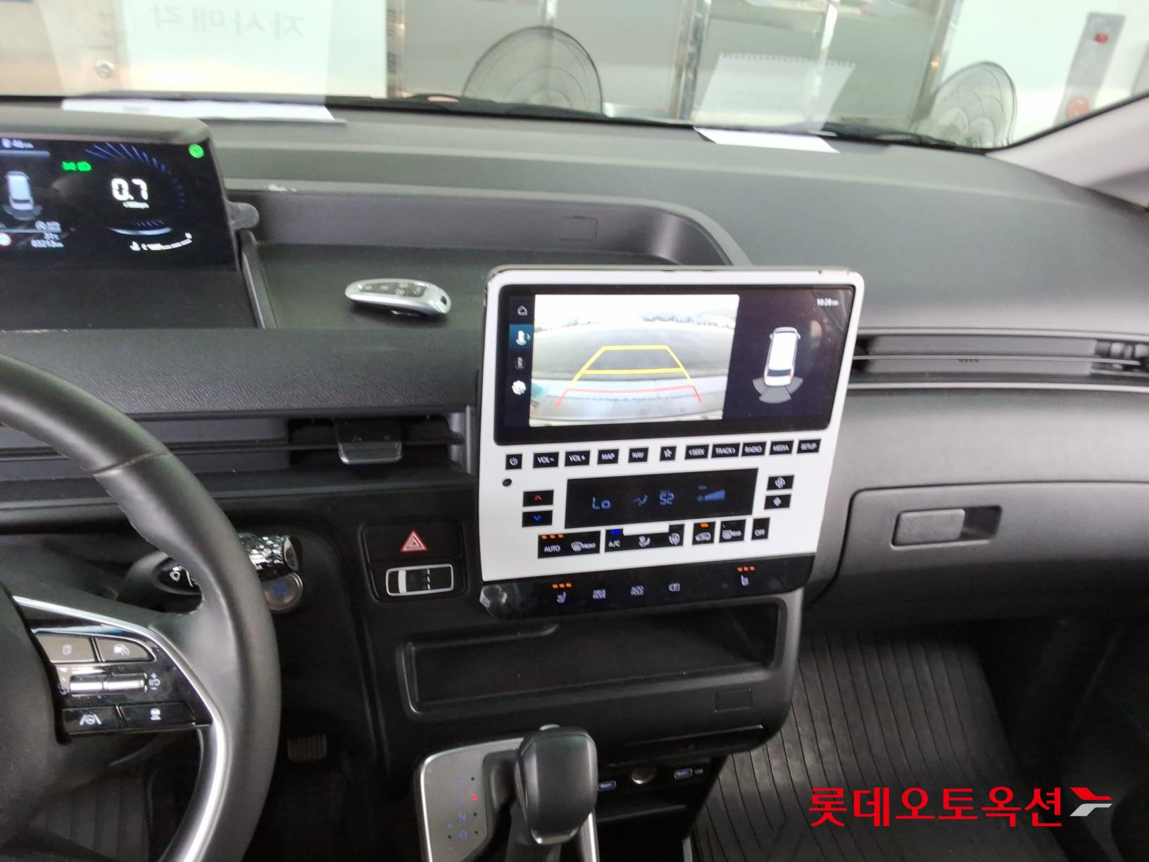 2022 - hyundai staria