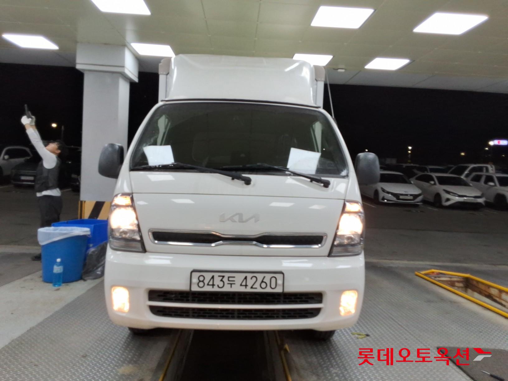 2023 - kia bongo