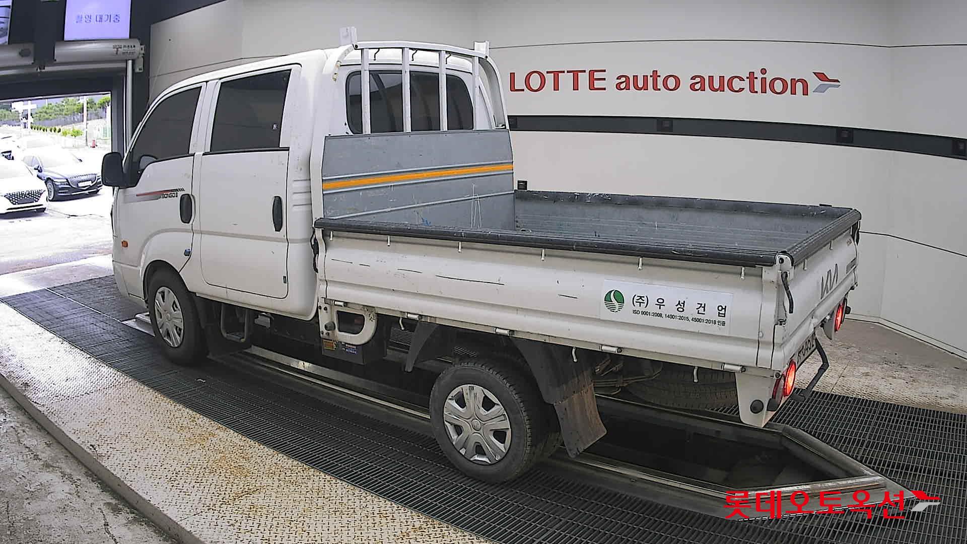 2022 - kia bongo