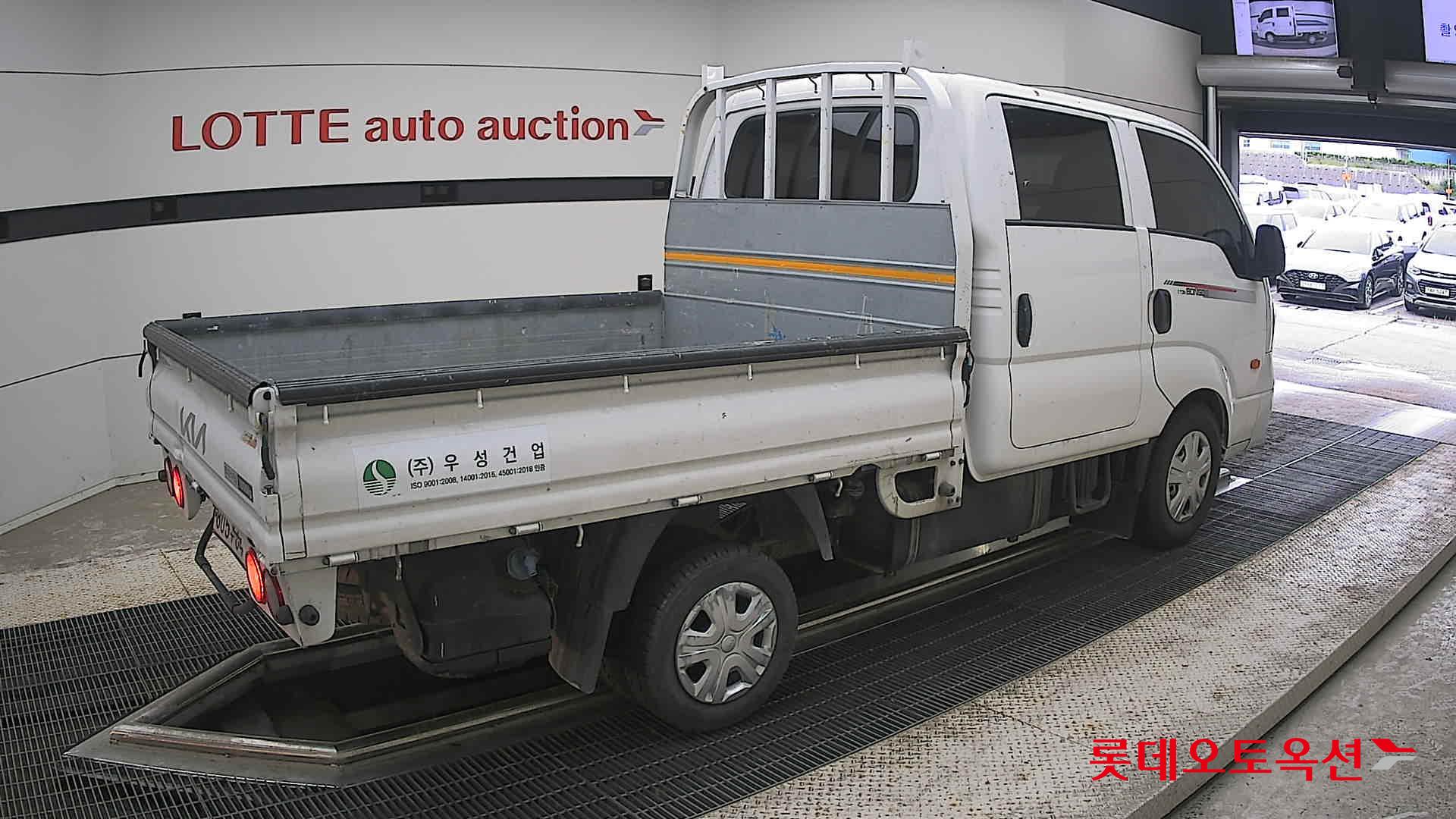 2022 - kia bongo