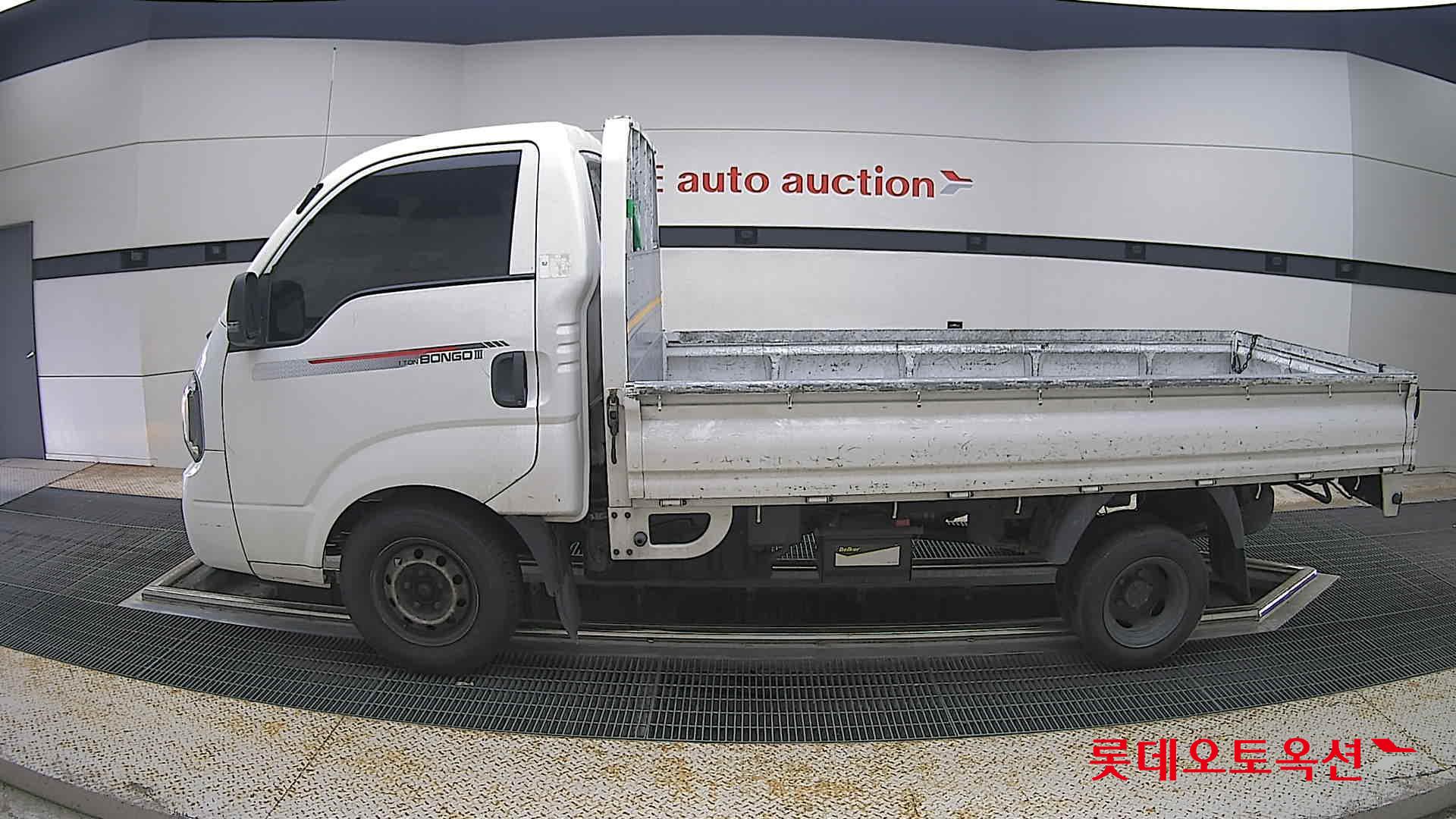 2023 - kia bongo