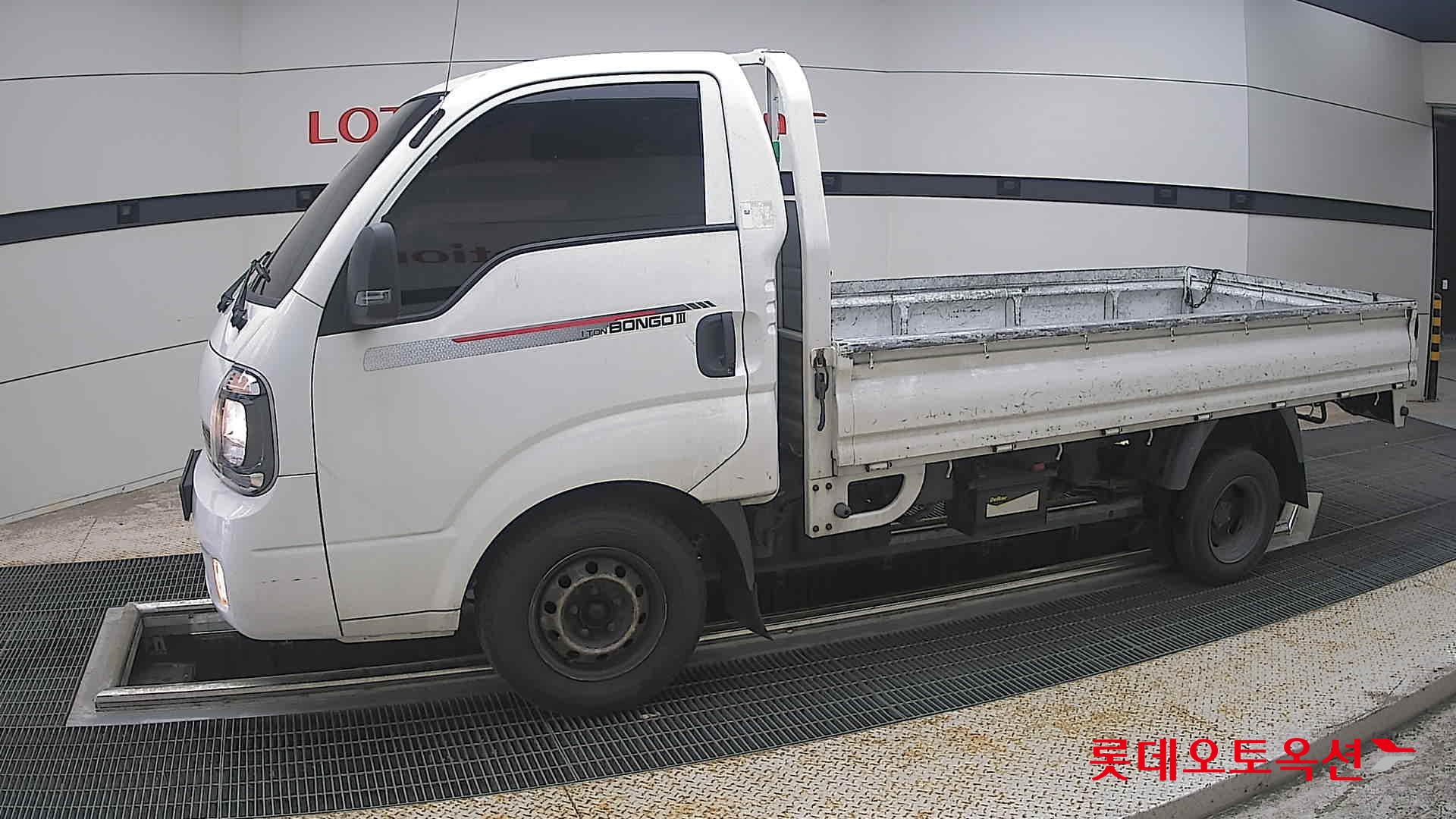 2023 - kia bongo