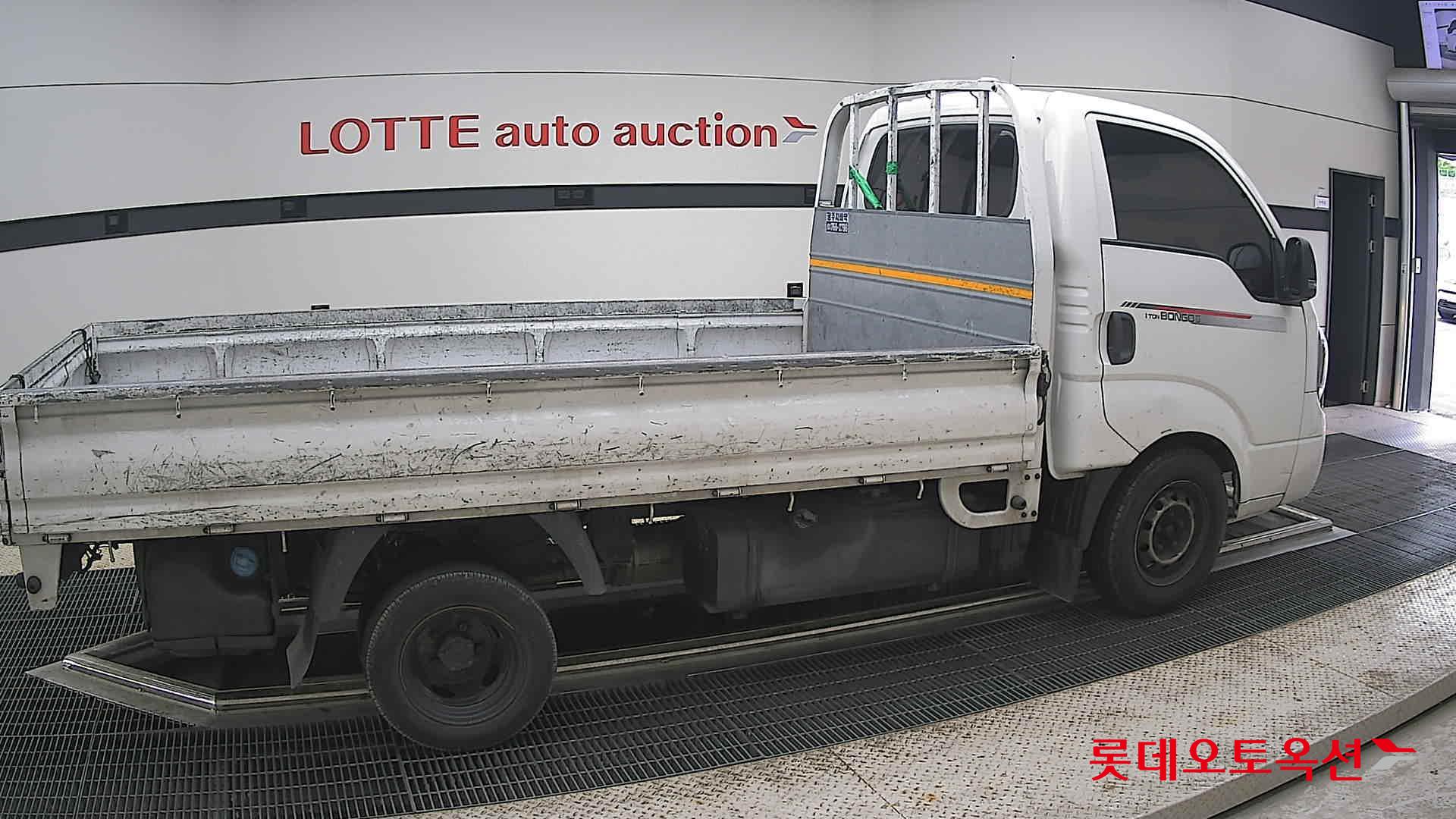 2023 - kia bongo