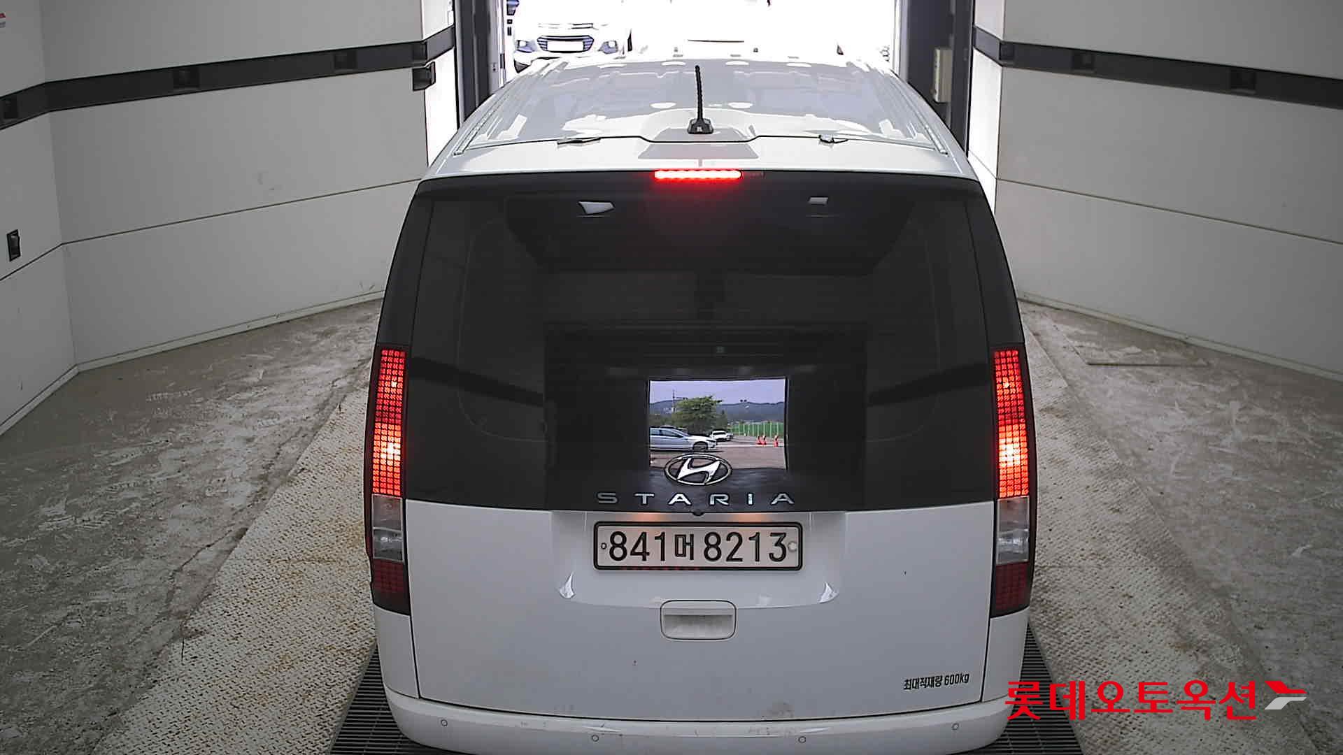 2022 - hyundai staria