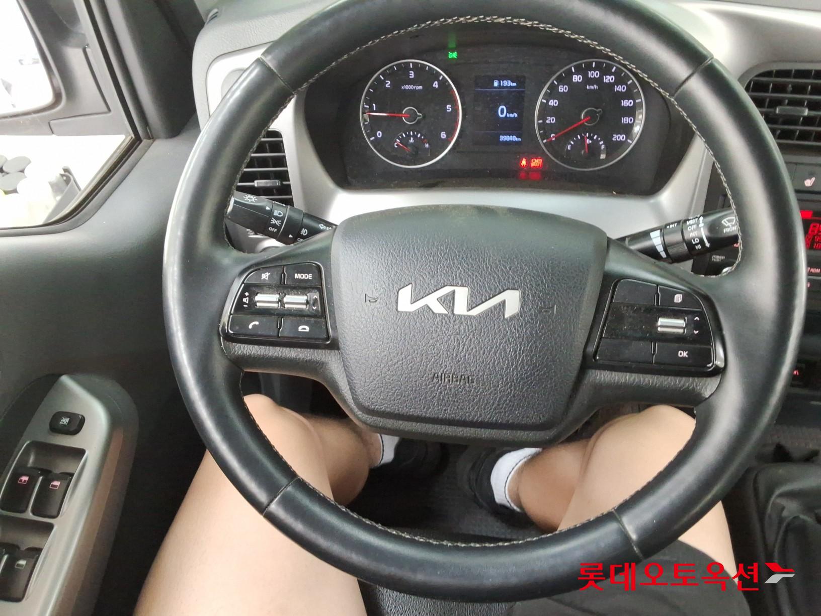 2023 - kia bongo