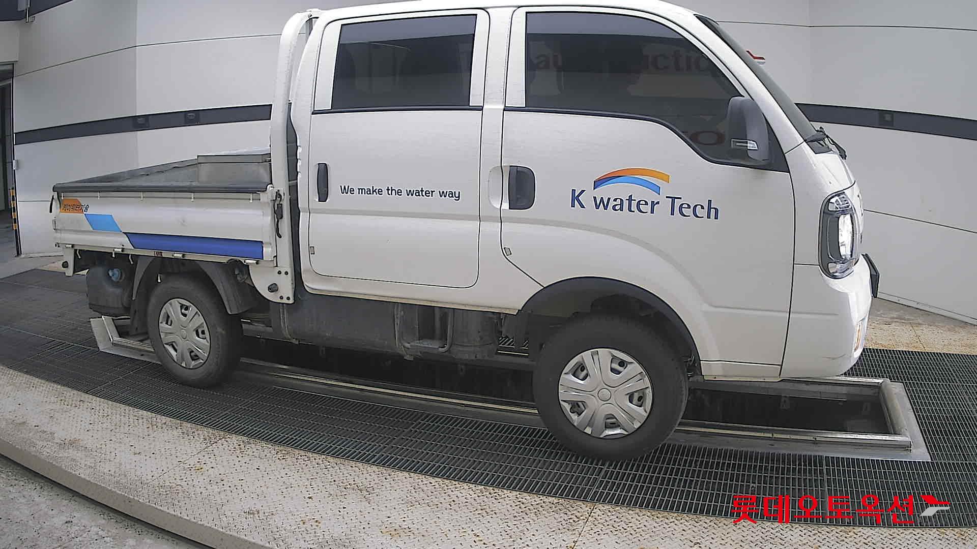 2023 - kia bongo