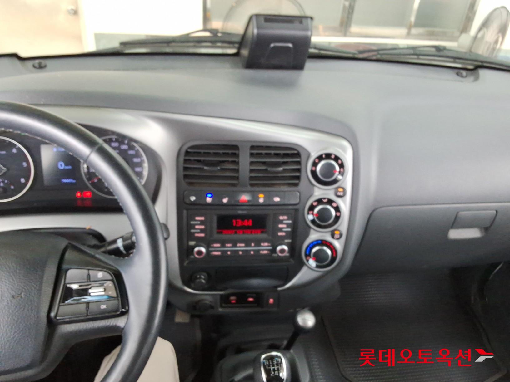 2023 - kia bongo