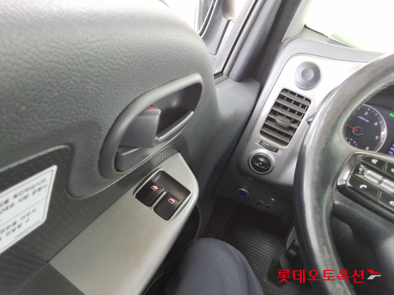 2022 - kia bongo