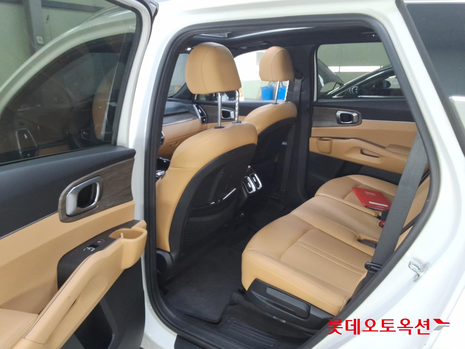 2022 - kia sorento