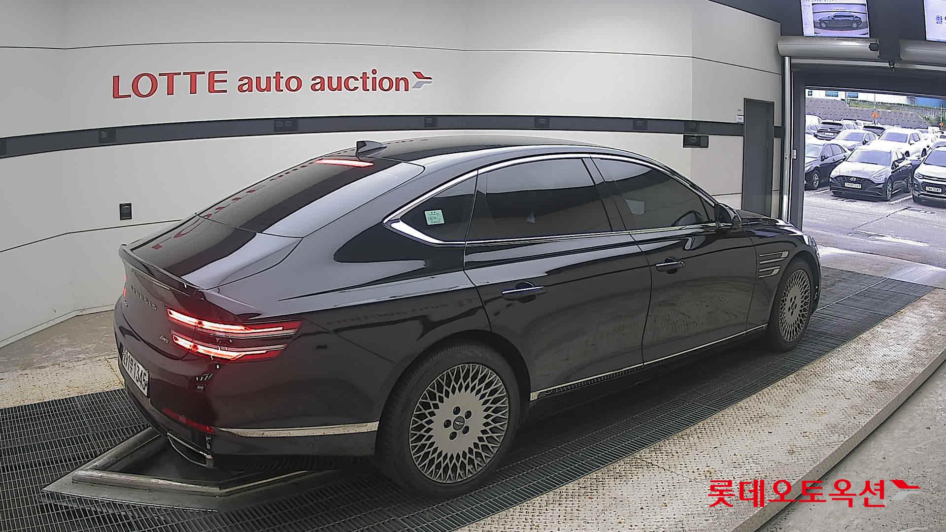 2022 - genesis g80