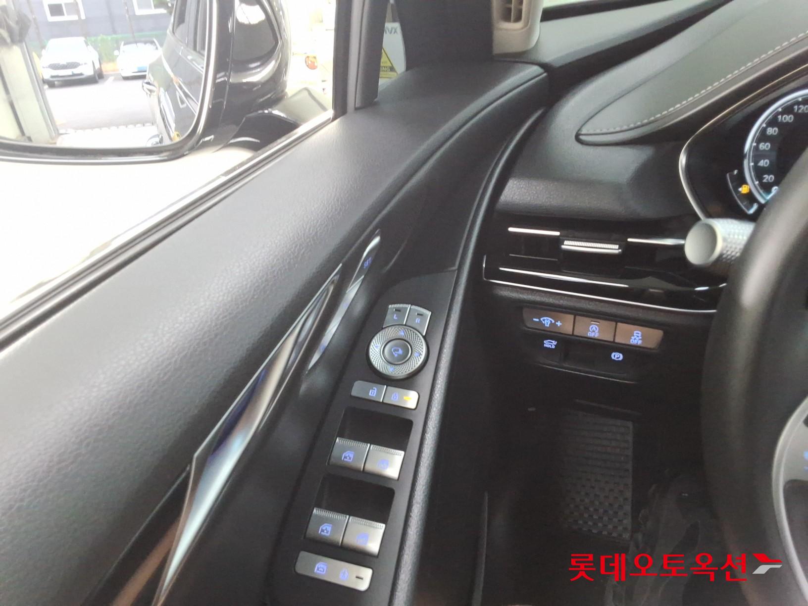 2022 - genesis g80