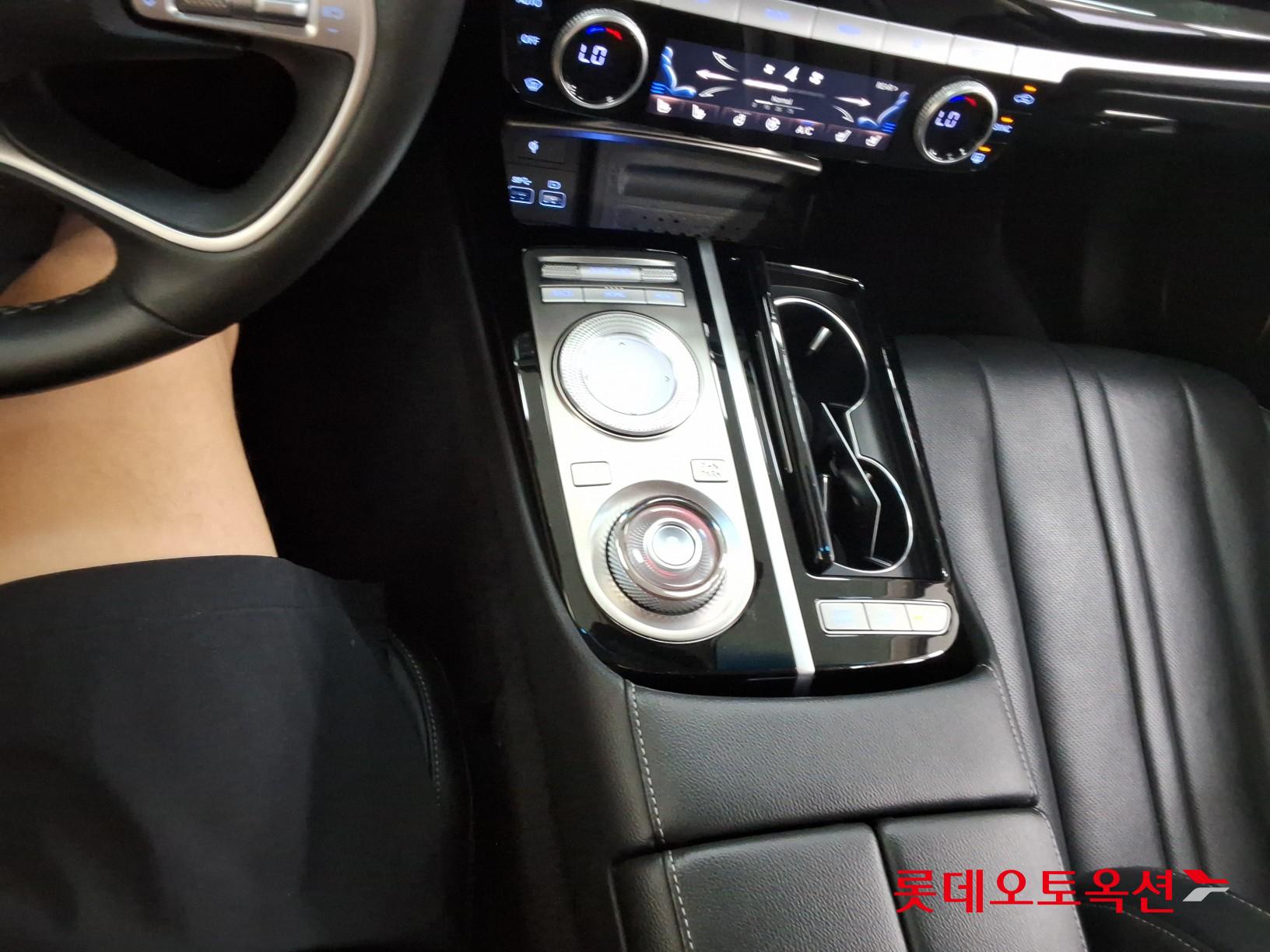 2022 - genesis g80