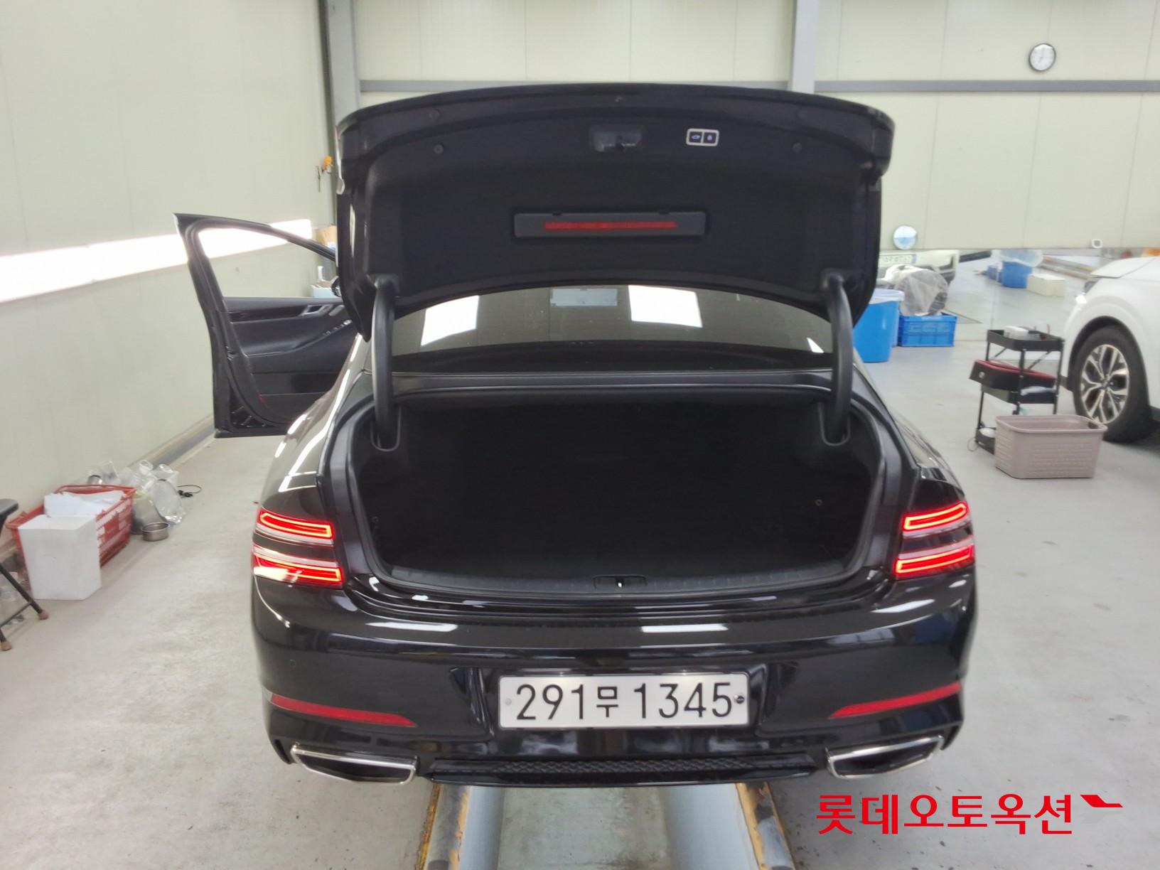 2022 - genesis g80