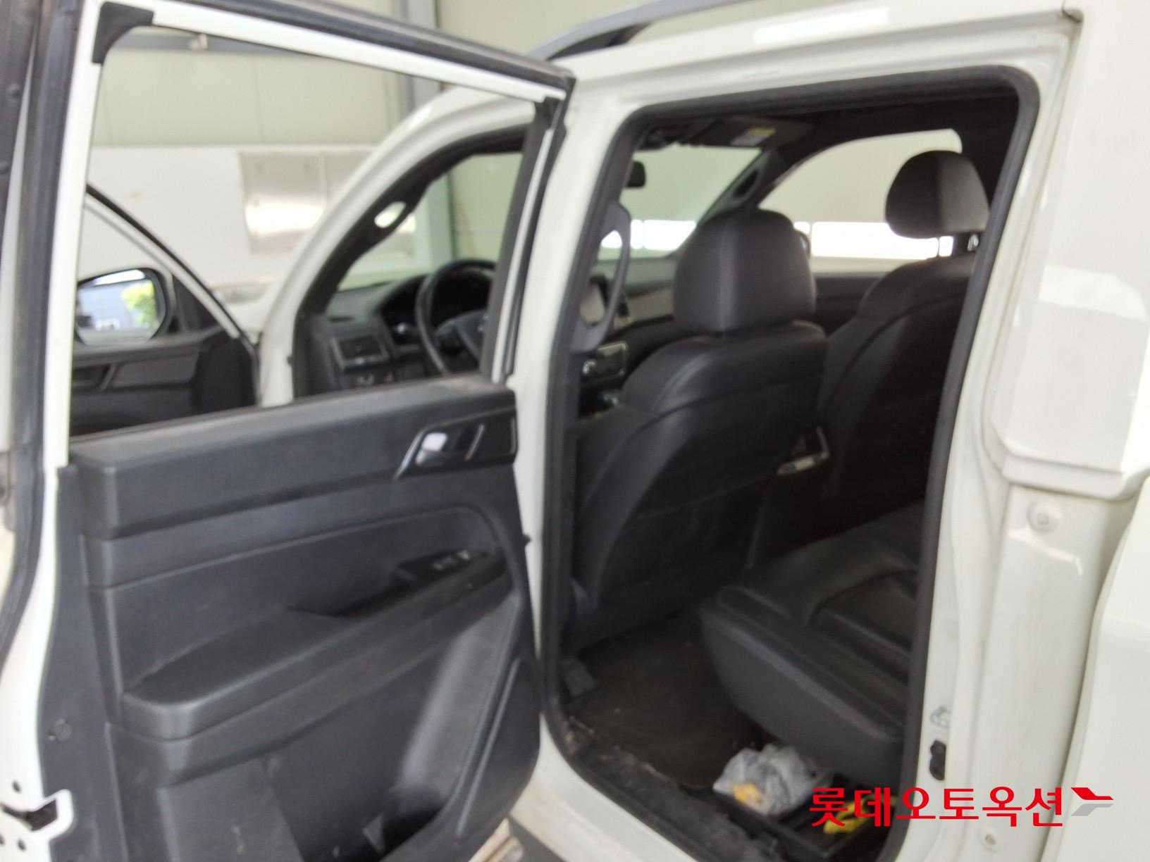 2022 - ssangyong rexton