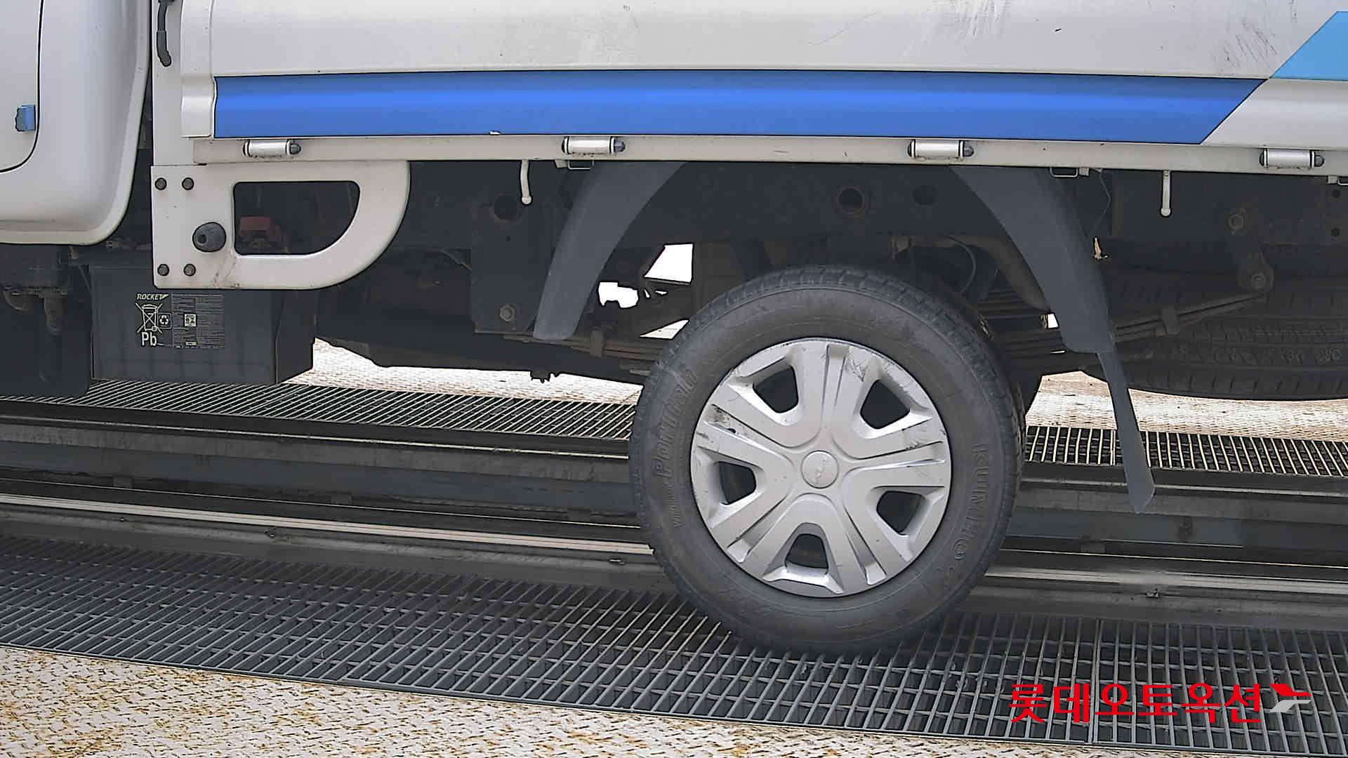 2022 - kia bongo