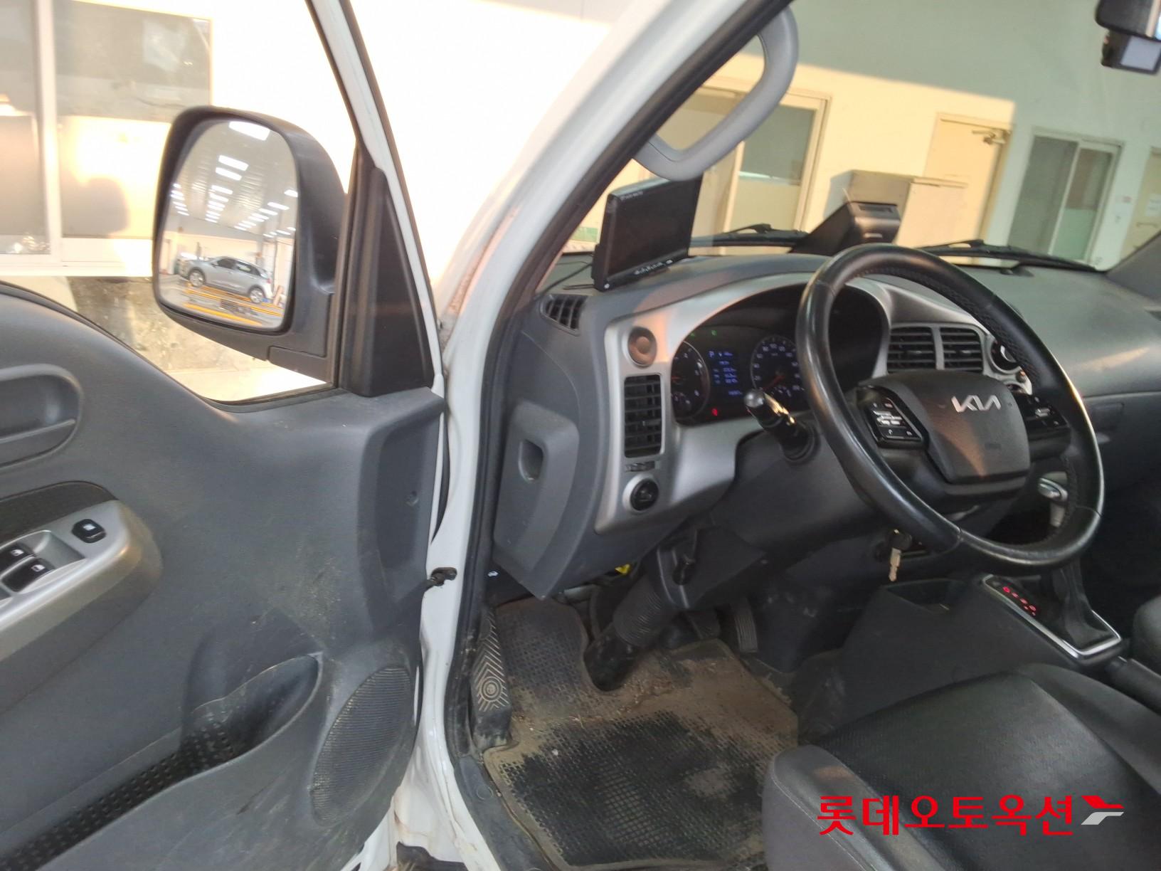 2022 - kia bongo