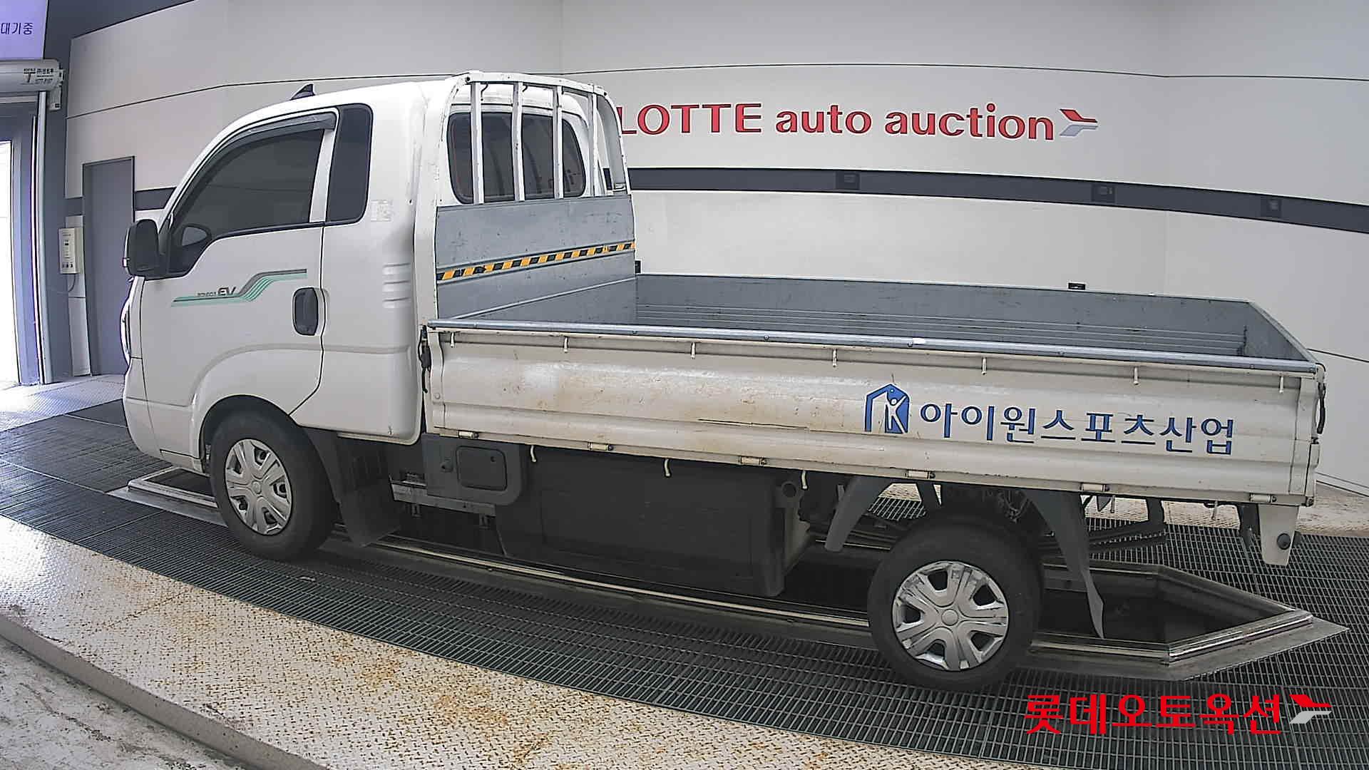 2022 - kia bongo