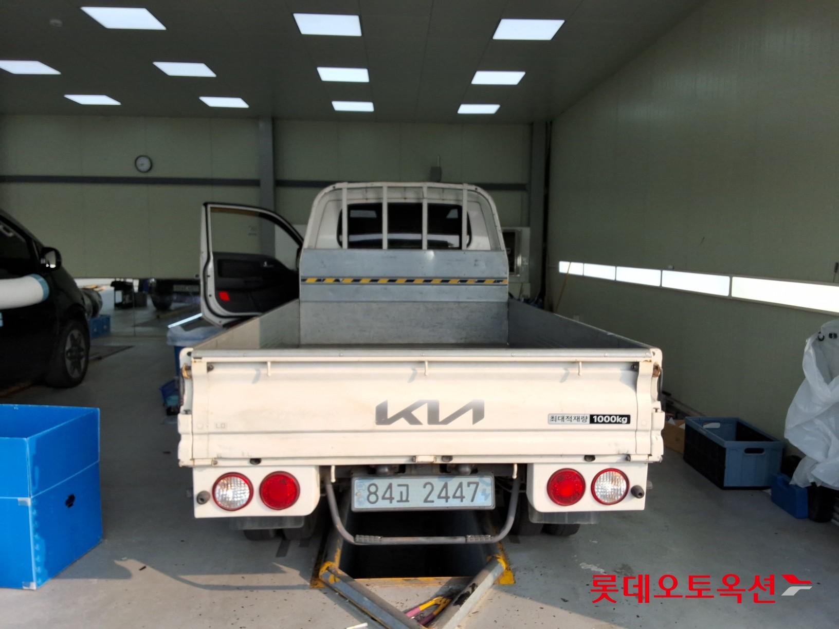 2022 - kia bongo