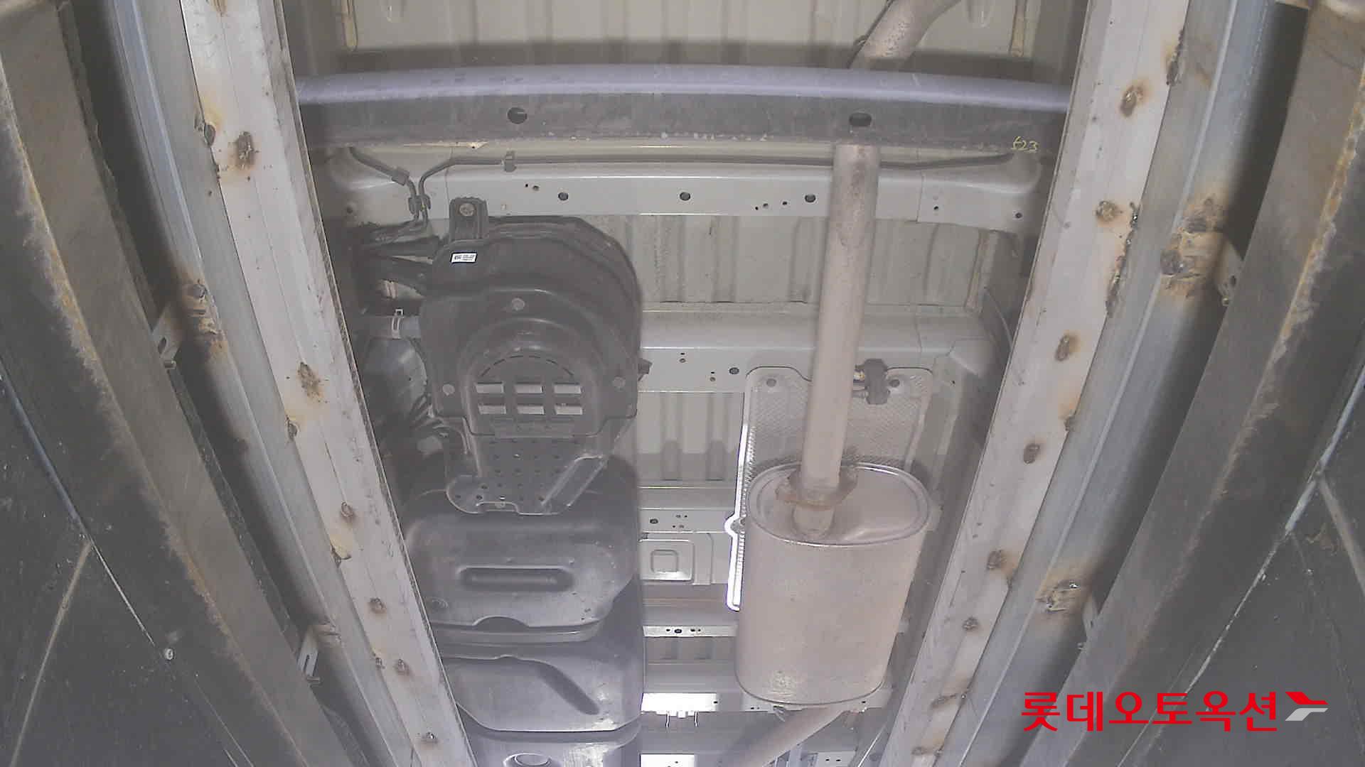 2022 - hyundai staria