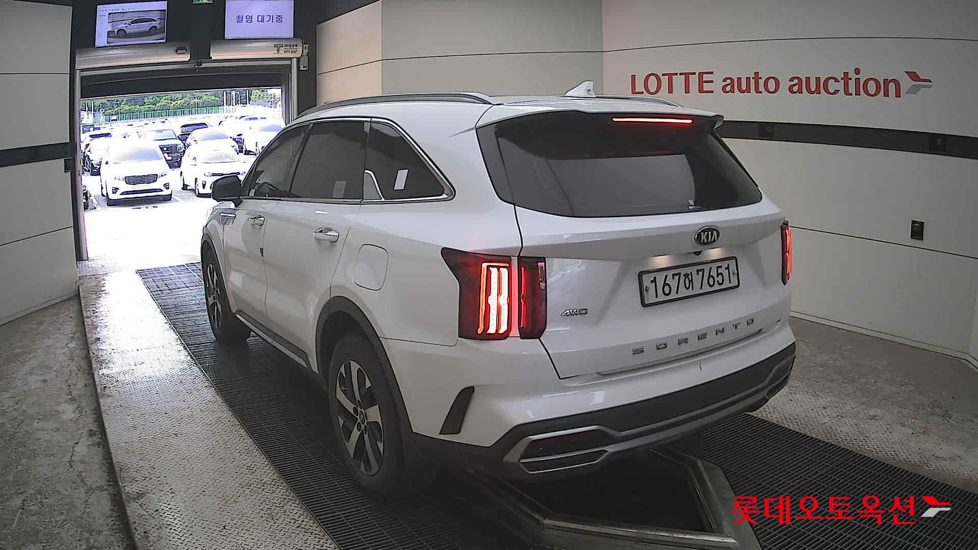 2021 - kia sorento