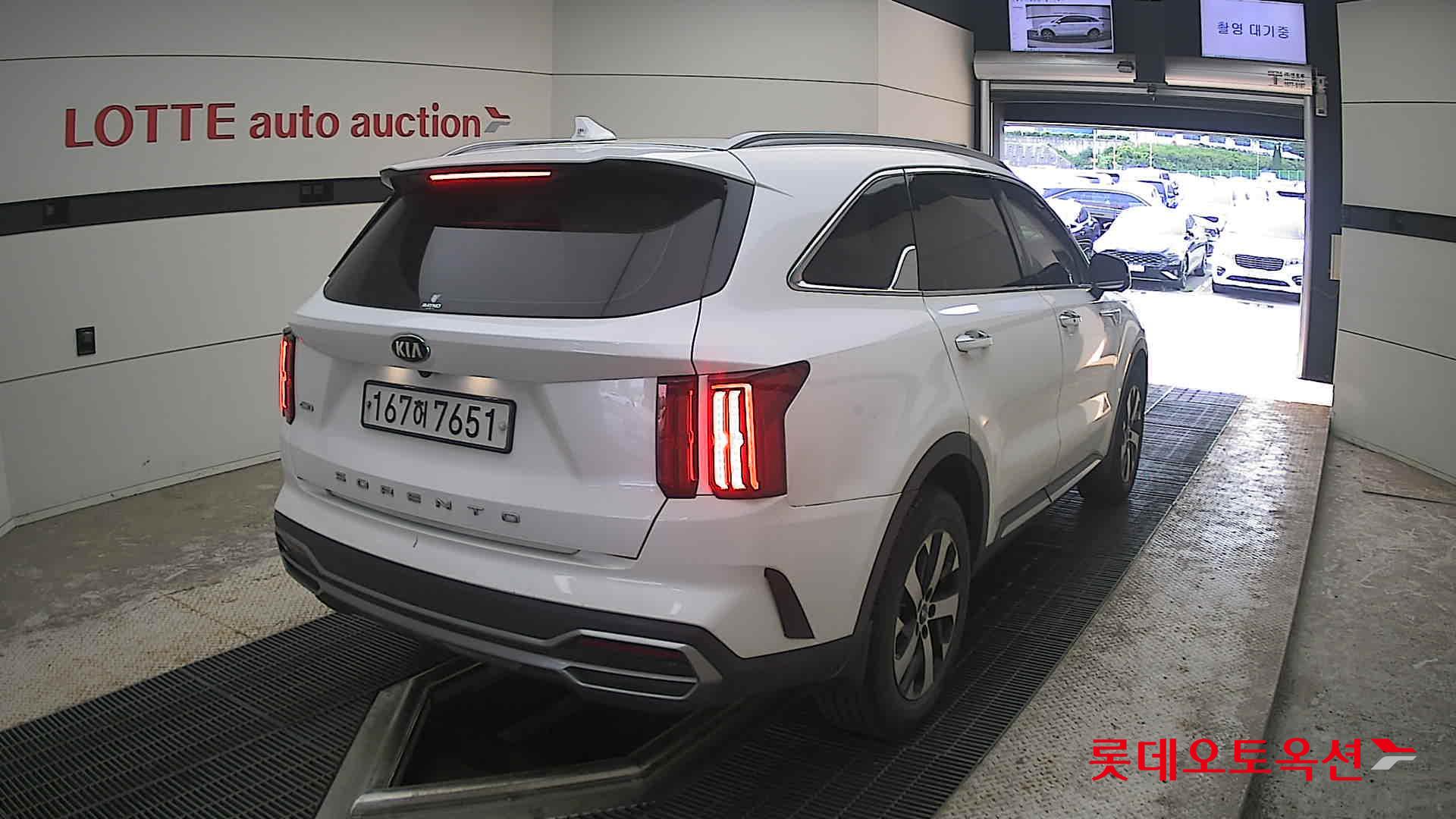 2021 - kia sorento