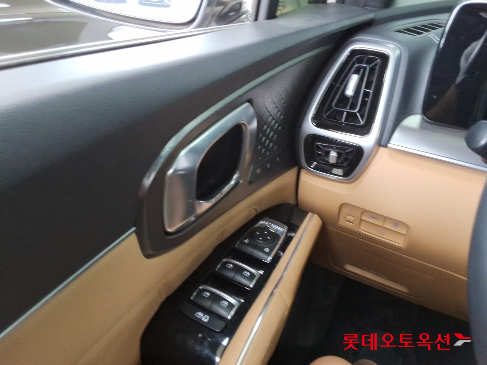 2021 - kia sorento