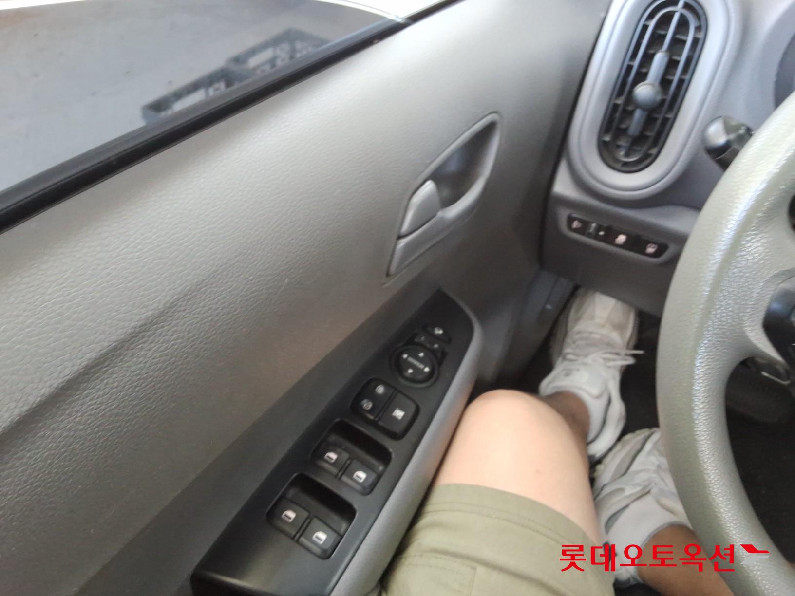 2019 - kia morning