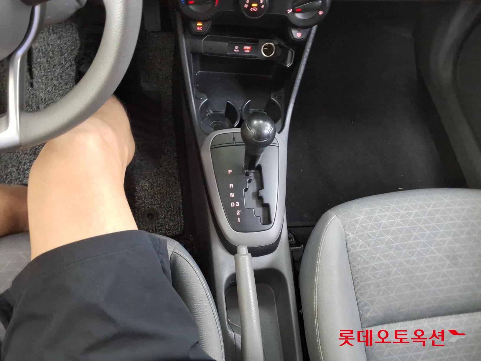 2019 - kia morning