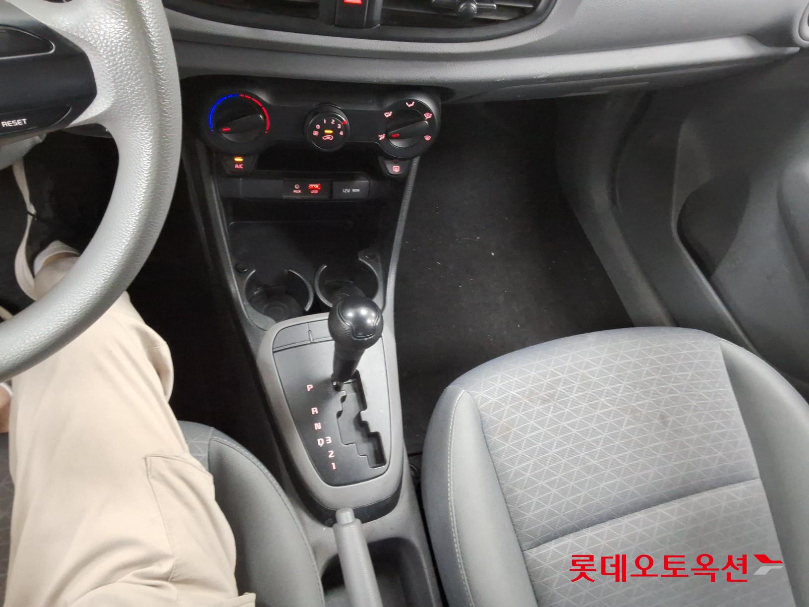 2020 - kia morning