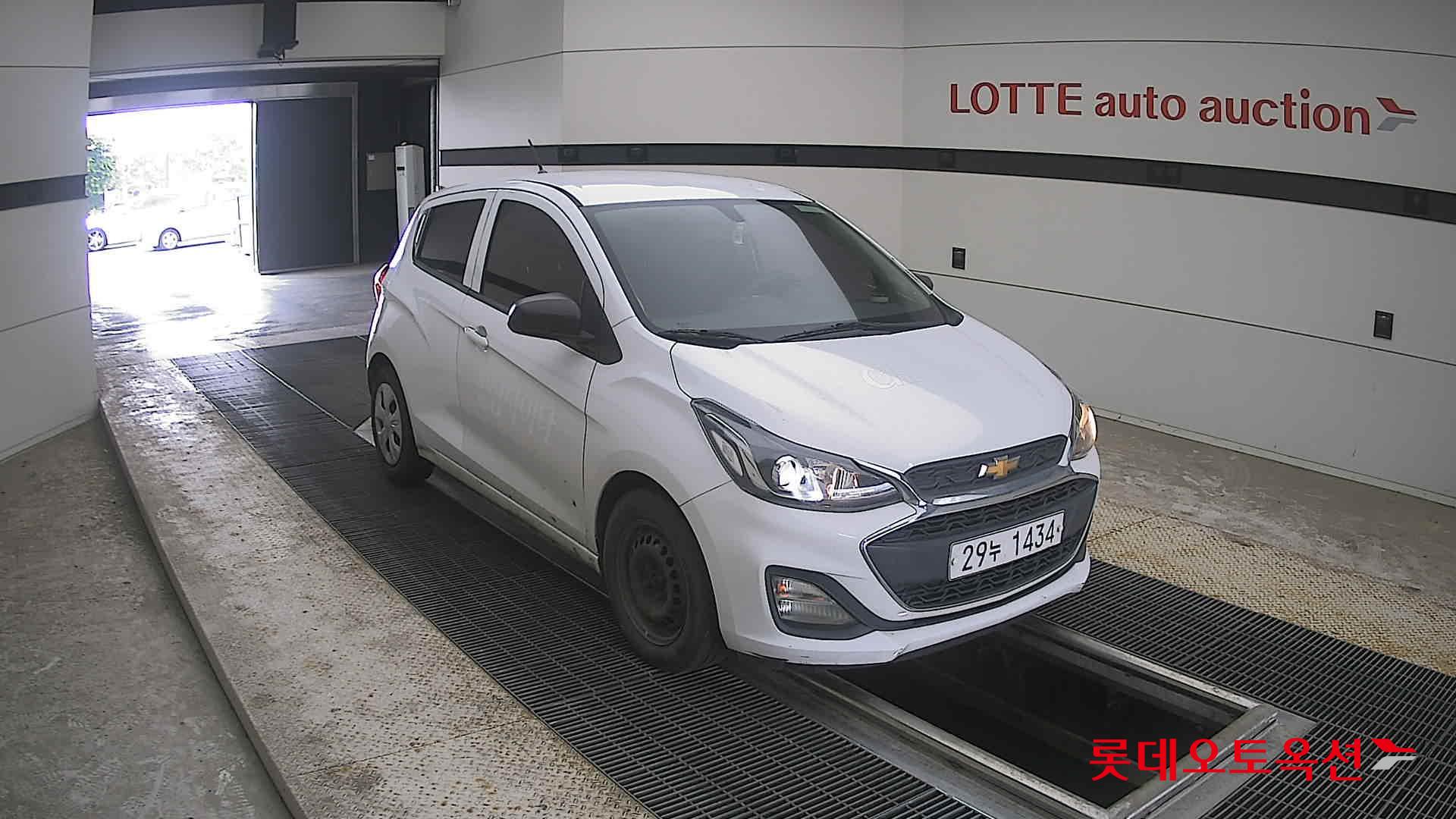 2019 - chevrolet spark