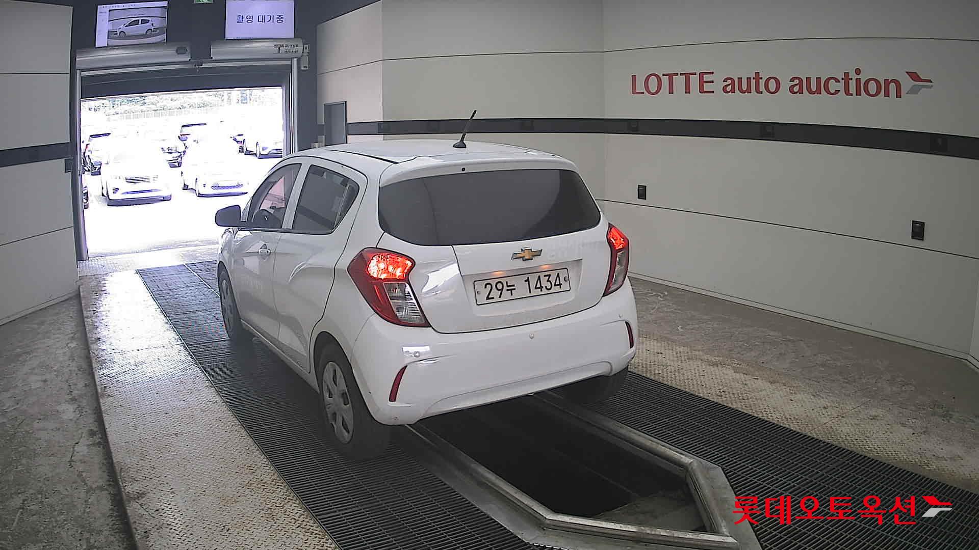 2019 - chevrolet spark