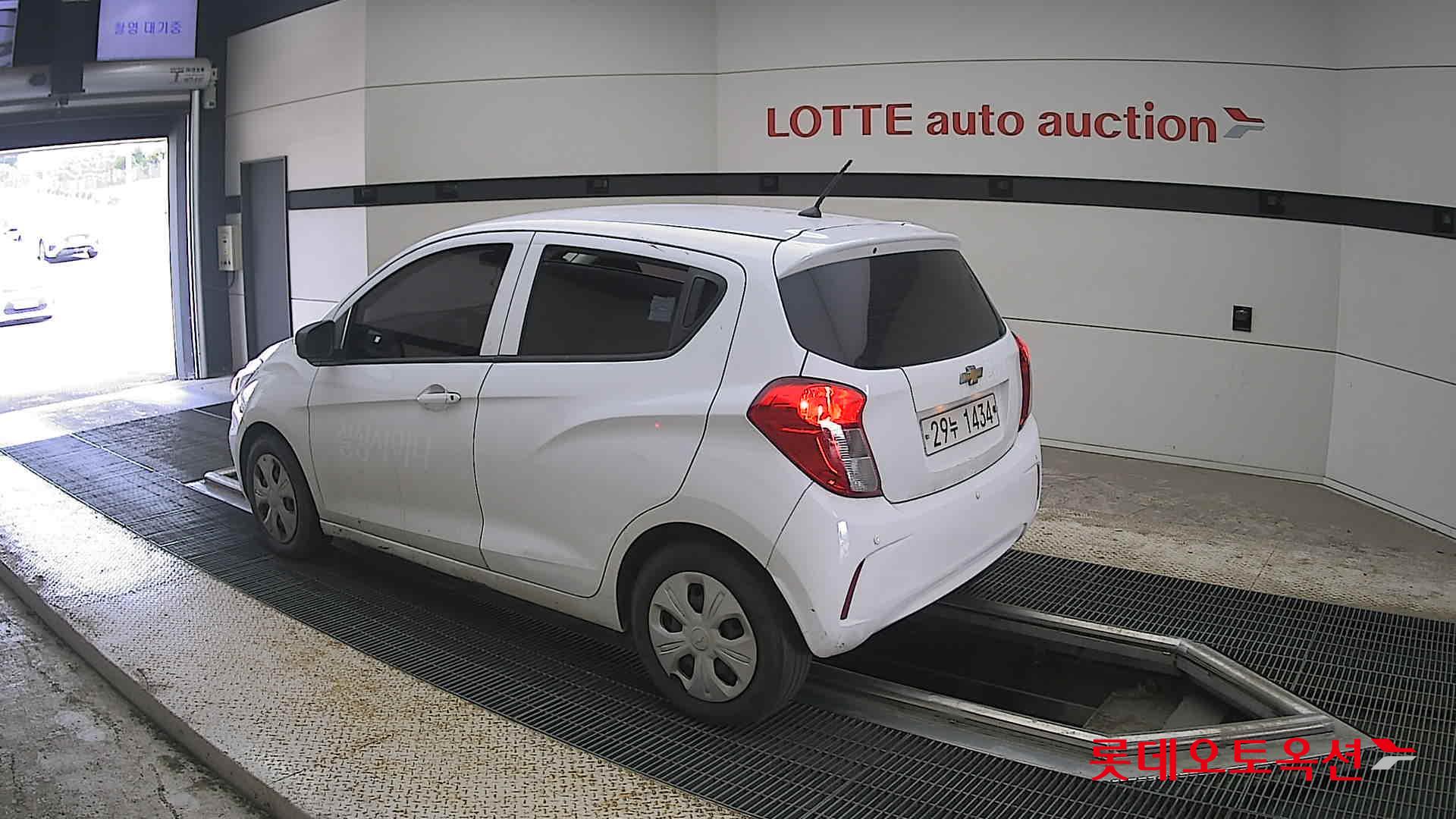 2019 - chevrolet spark