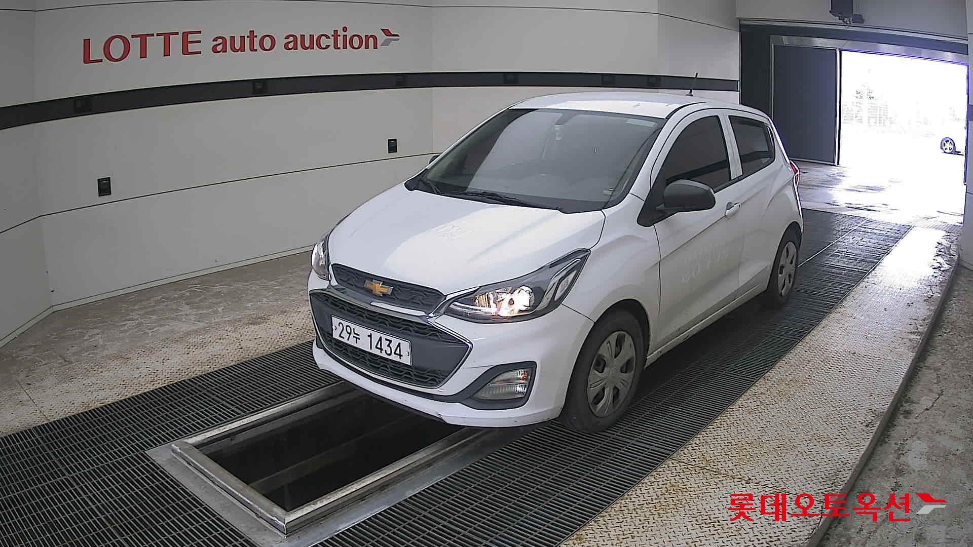 2019 - chevrolet spark