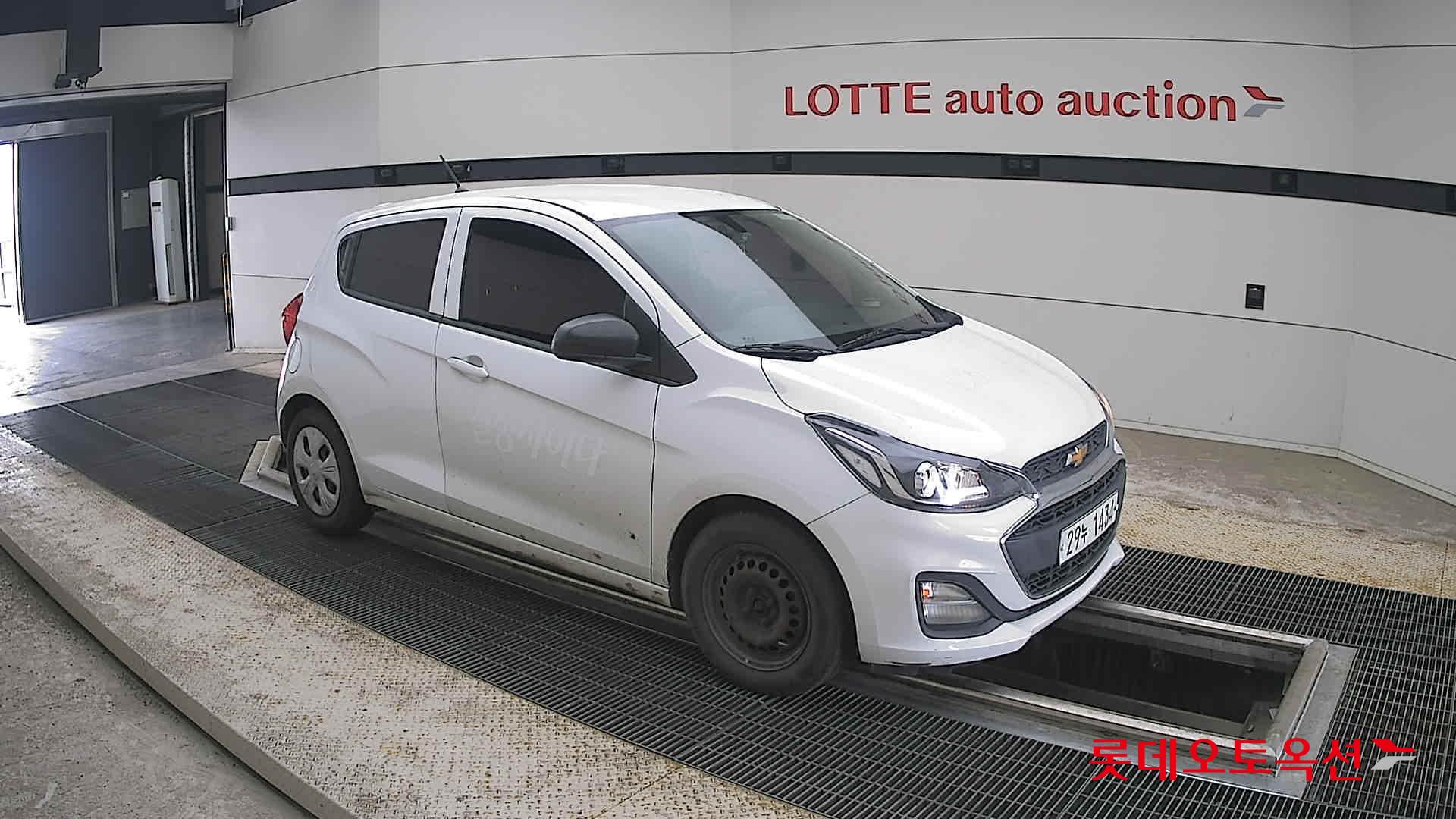 2019 - chevrolet spark