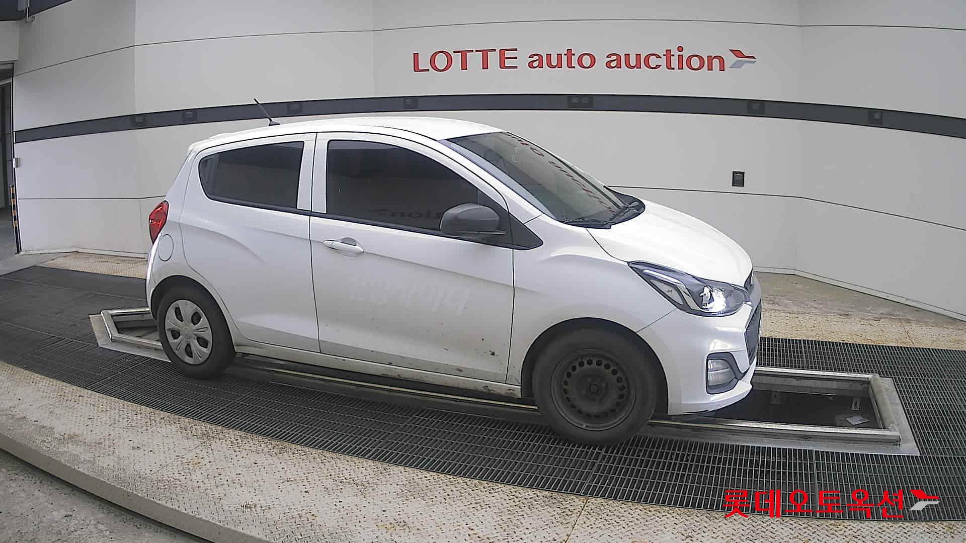 2019 - chevrolet spark