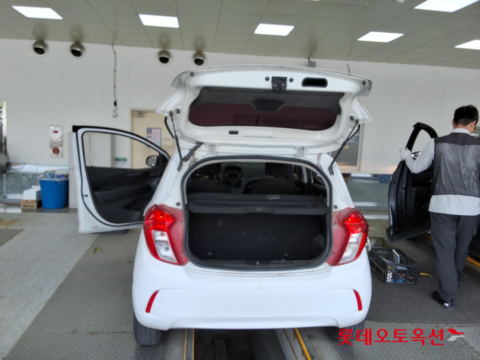 2019 - chevrolet spark
