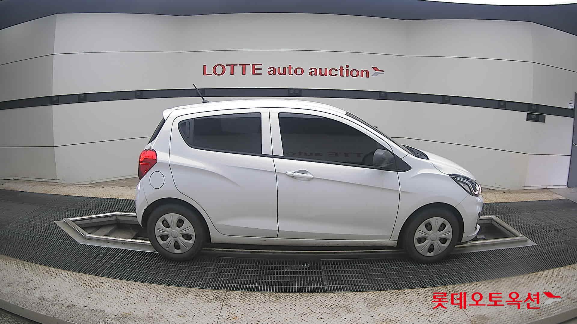 2019 - chevrolet spark