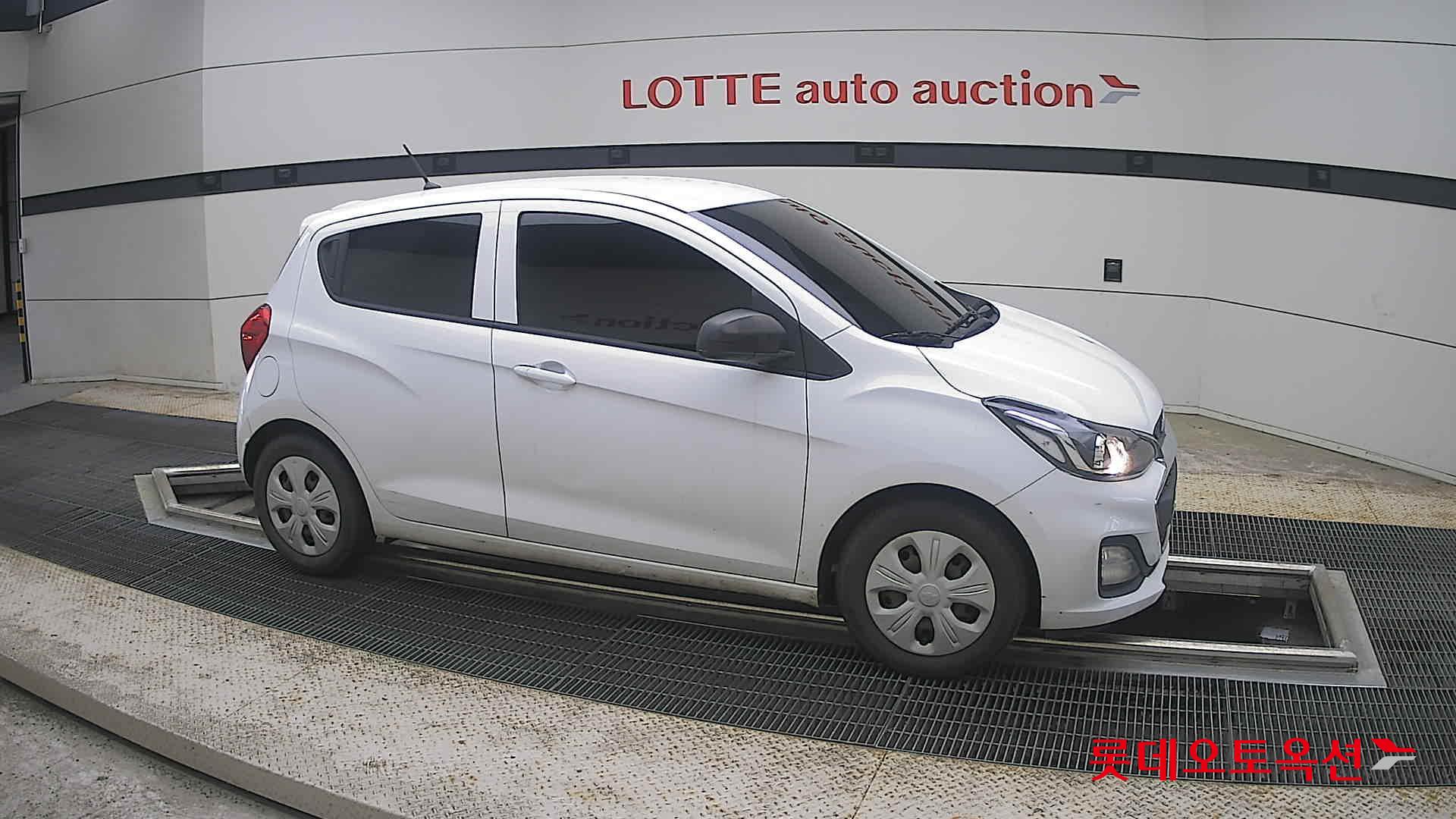 2019 - chevrolet spark