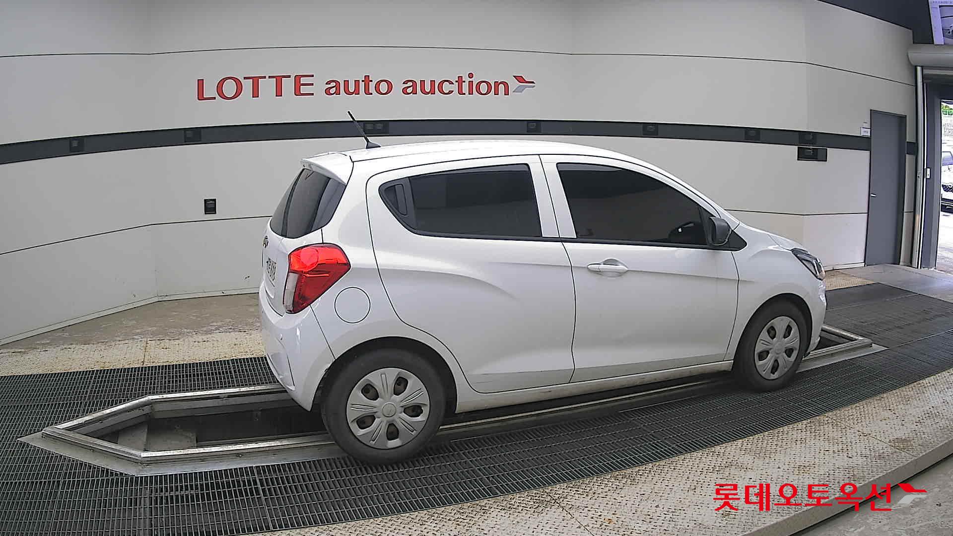 2019 - chevrolet spark